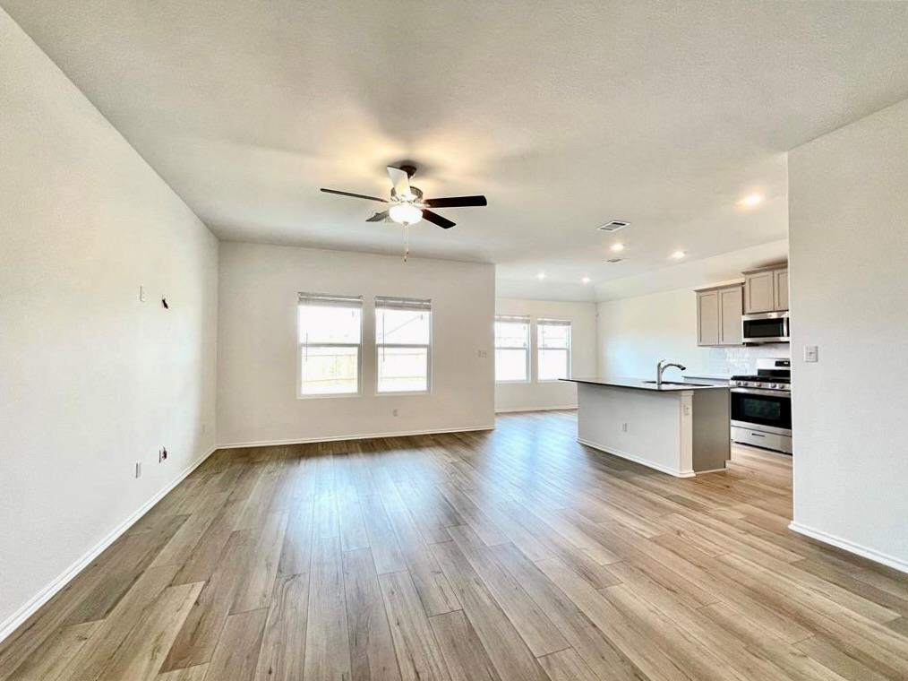 431 Sebring CIR — photo 5