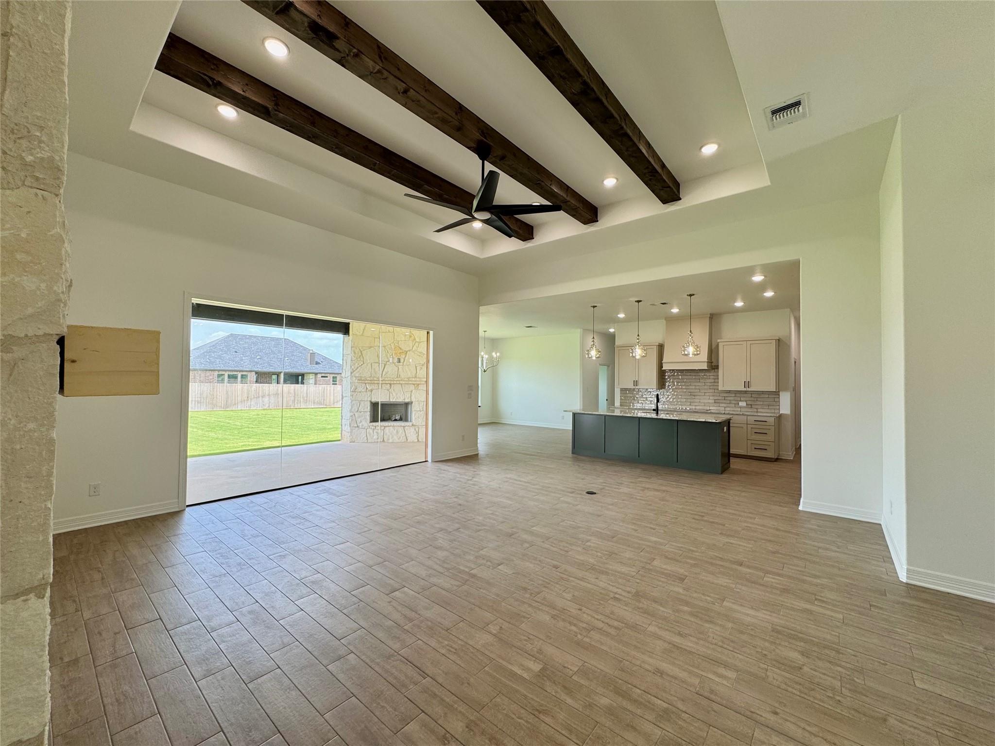 410 Hamer DR — photo 4