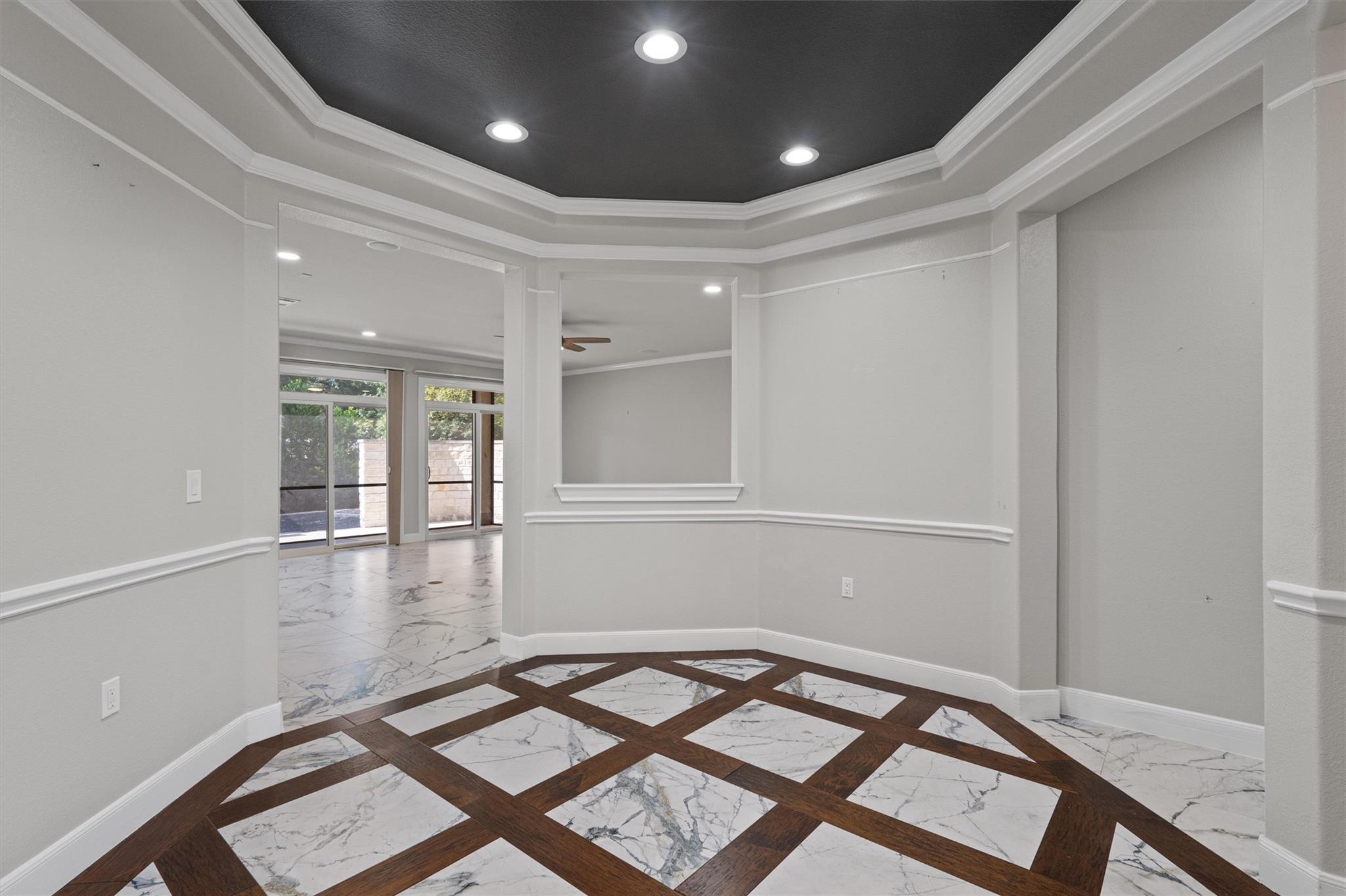 302 Armstrong DR — photo 5