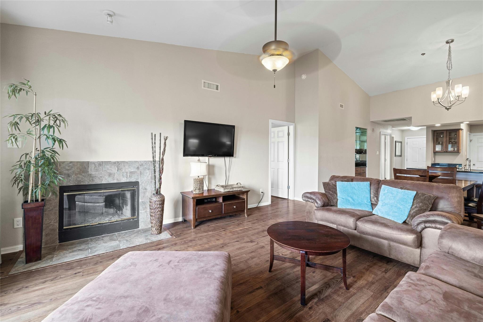 3404 American DR #3308 — photo 4