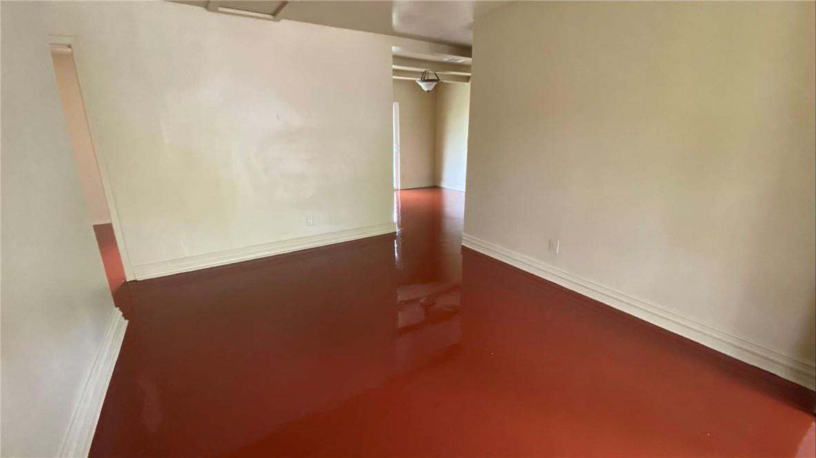 209 Schirra PL — photo 3