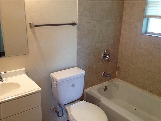 209 Schirra PL — photo 5