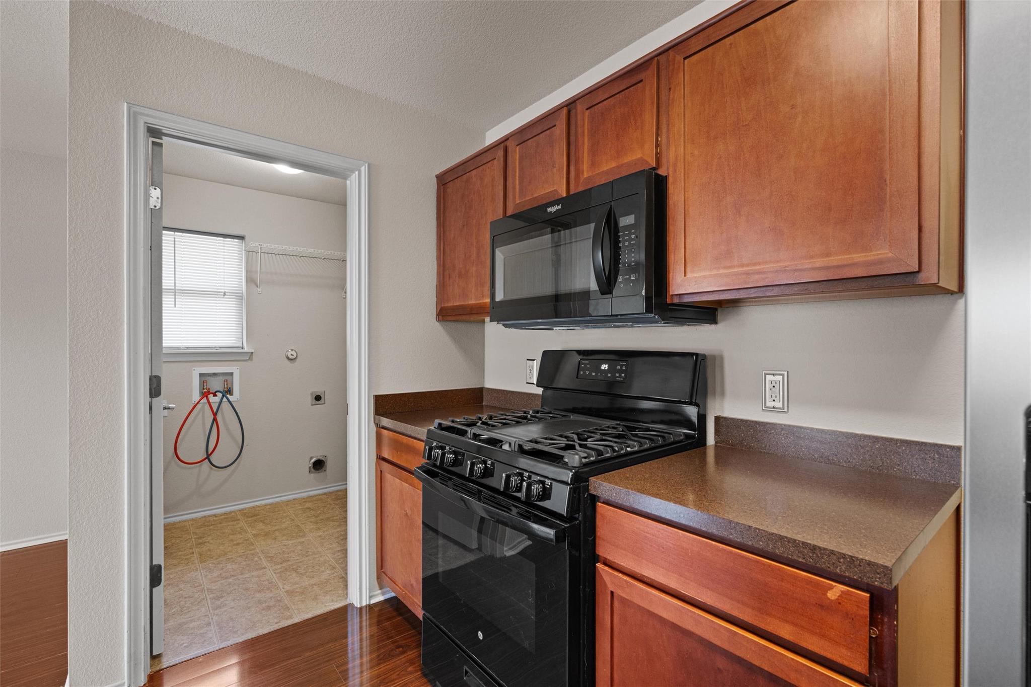 15012 Parrish LN — photo 3