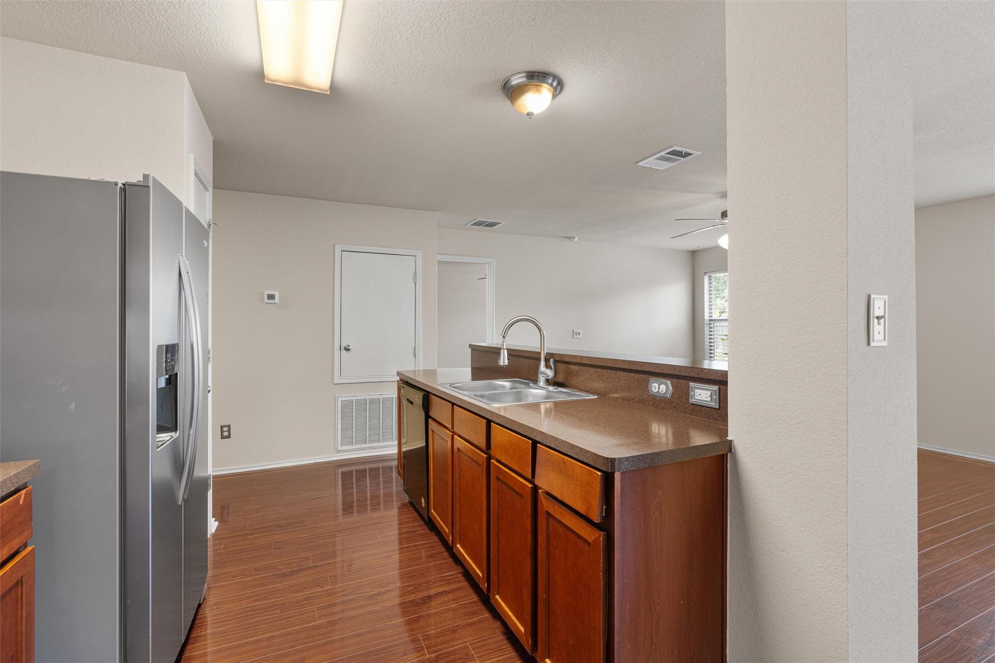 15012 Parrish LN — photo 4