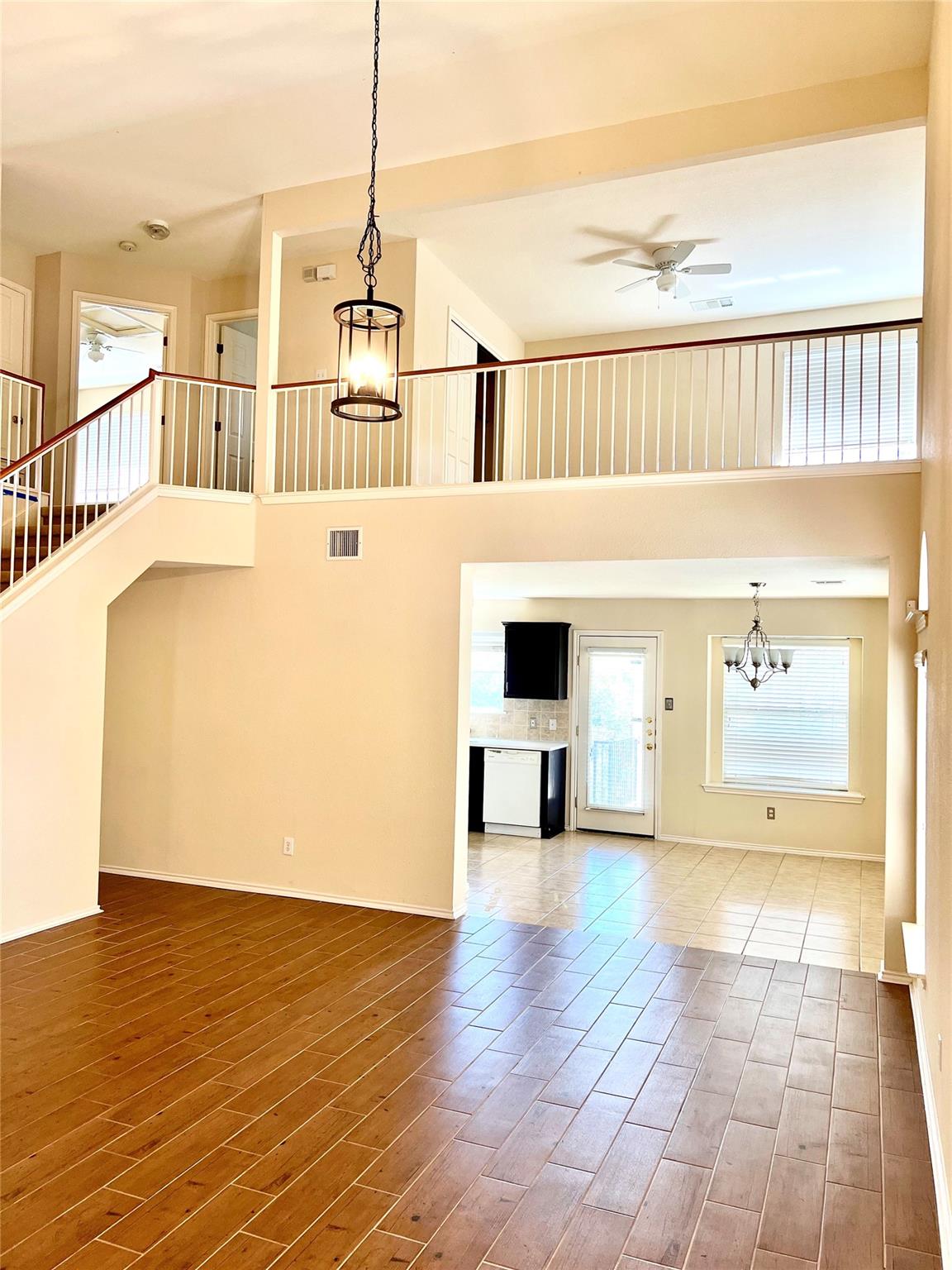 11309 Los Comancheros RD — photo 5