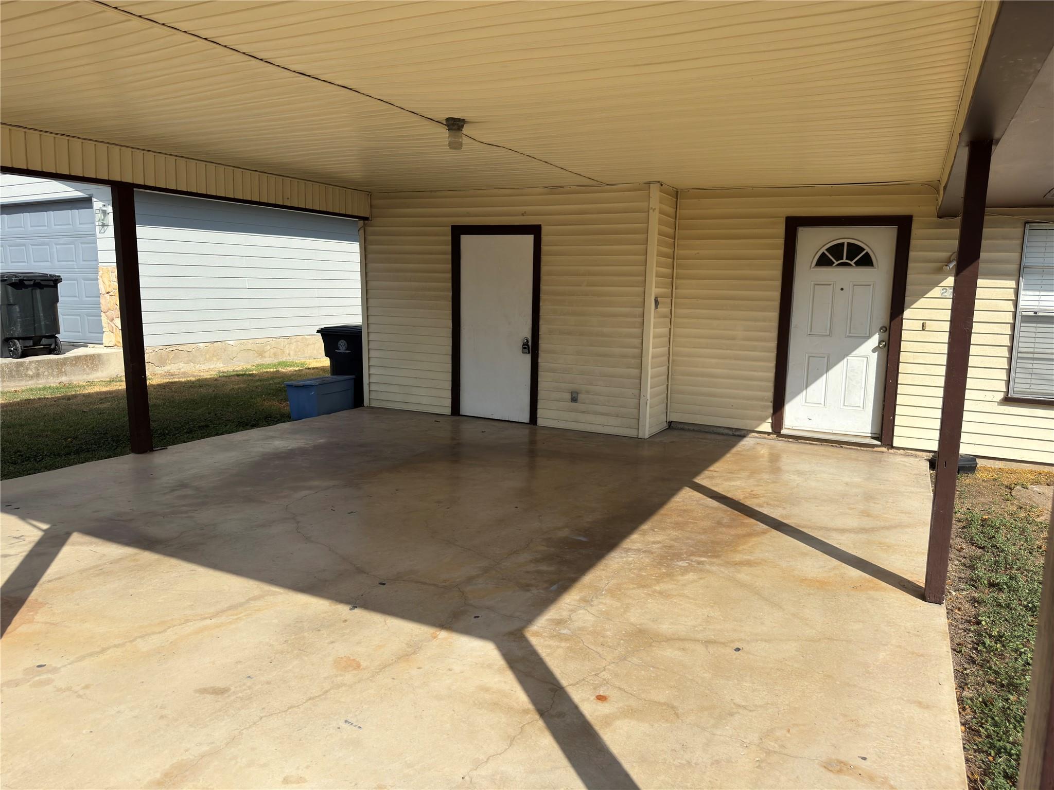 2745 Maple Tree RD — photo 5