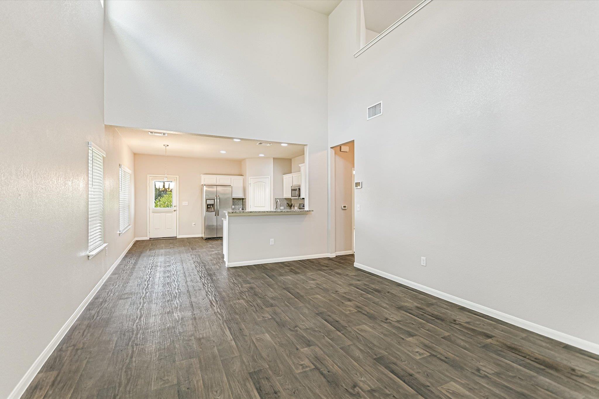 3417 Couch DR — photo 5