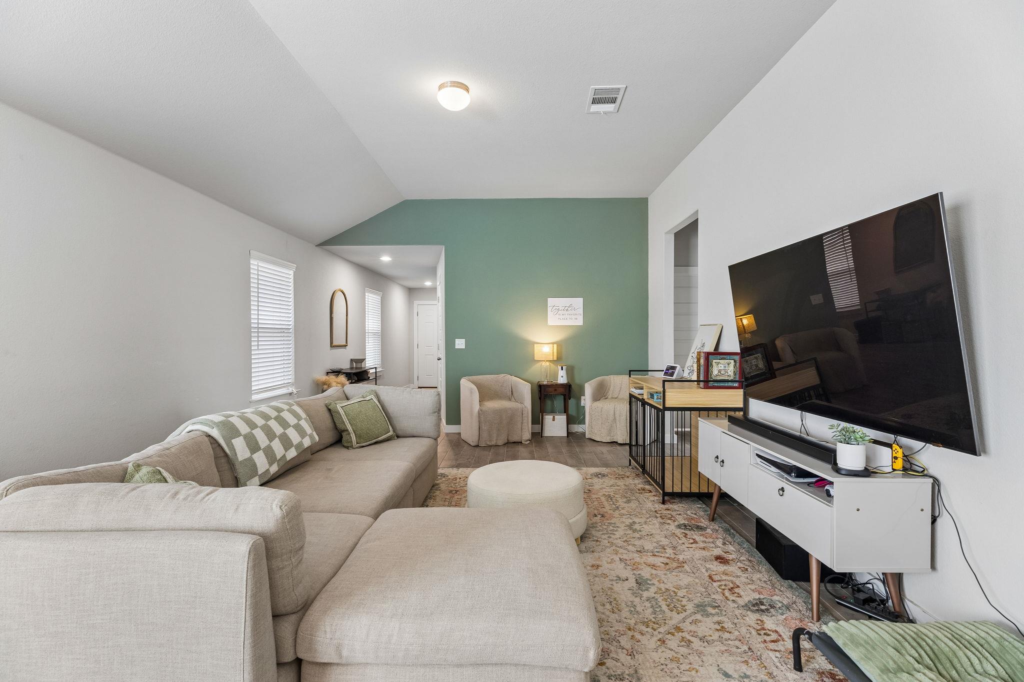 164 Appleberry LN — photo 4