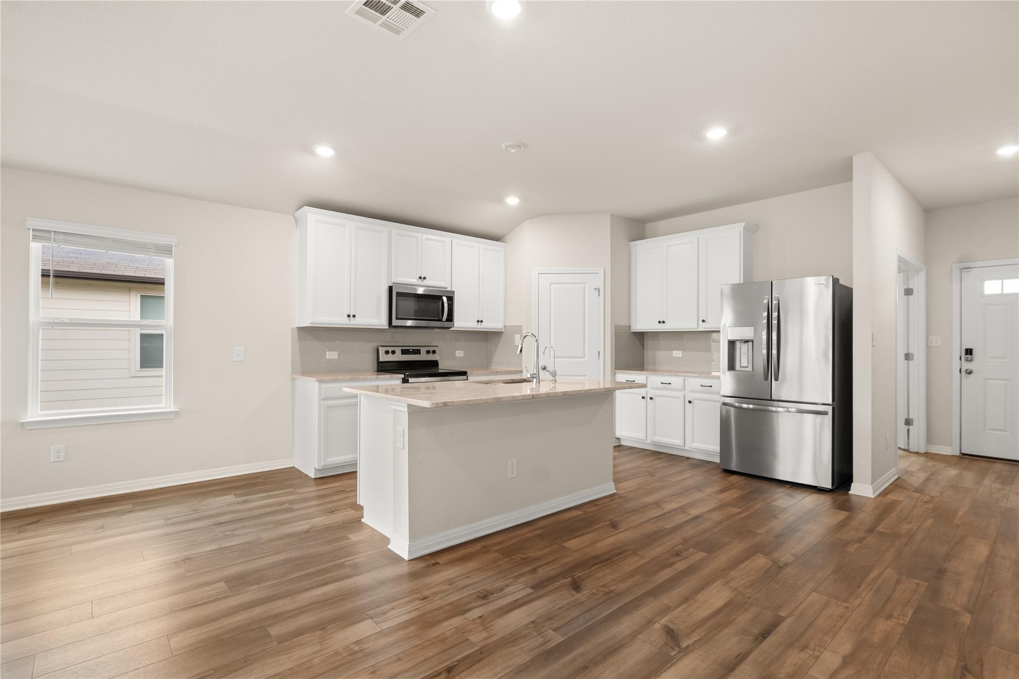 105 Saviano RD — photo 4