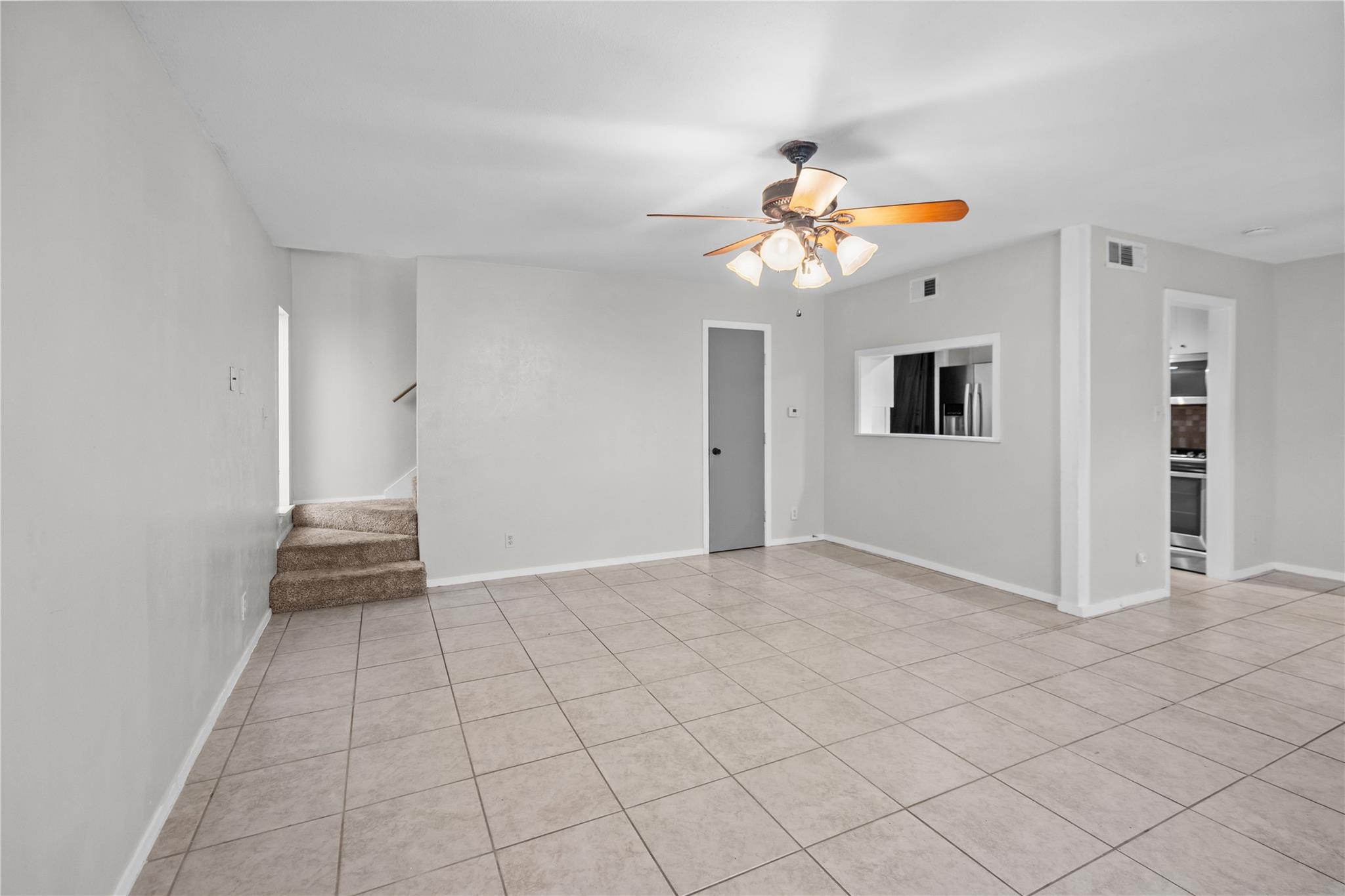 6718 Silvermine DR #302 — photo 3