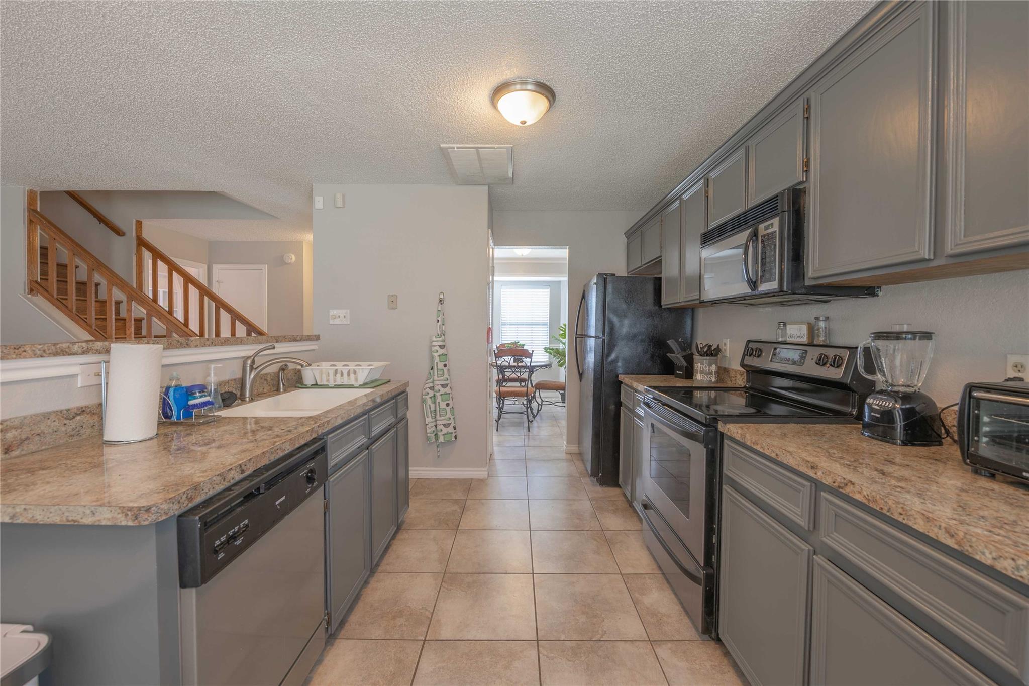 2608 Willow Springs RD — photo 5