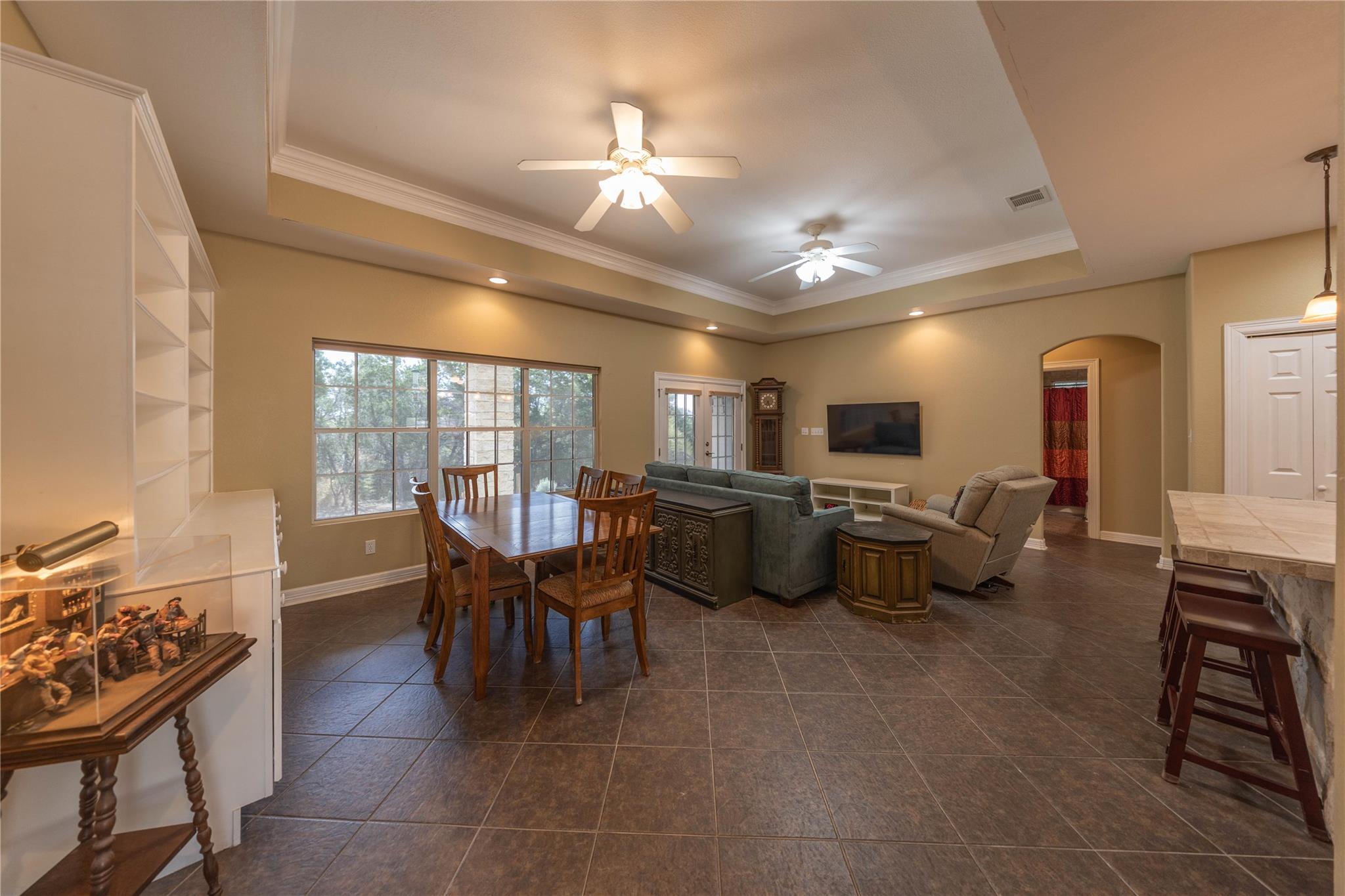 69 Augusta DR — photo 4