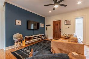 2415 Durwood ST #B — photo 3