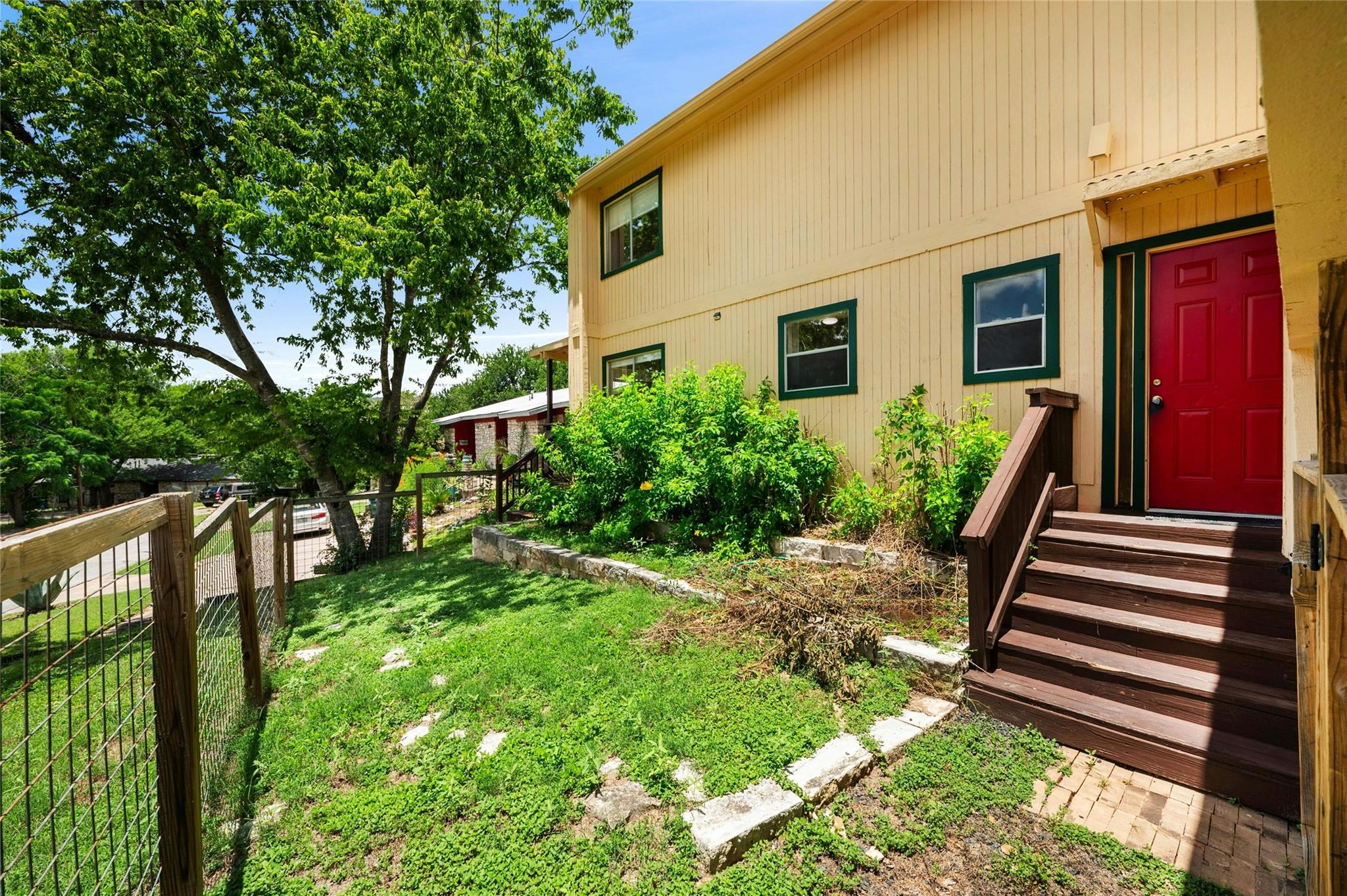 2316 Montclaire ST #A — photo 3