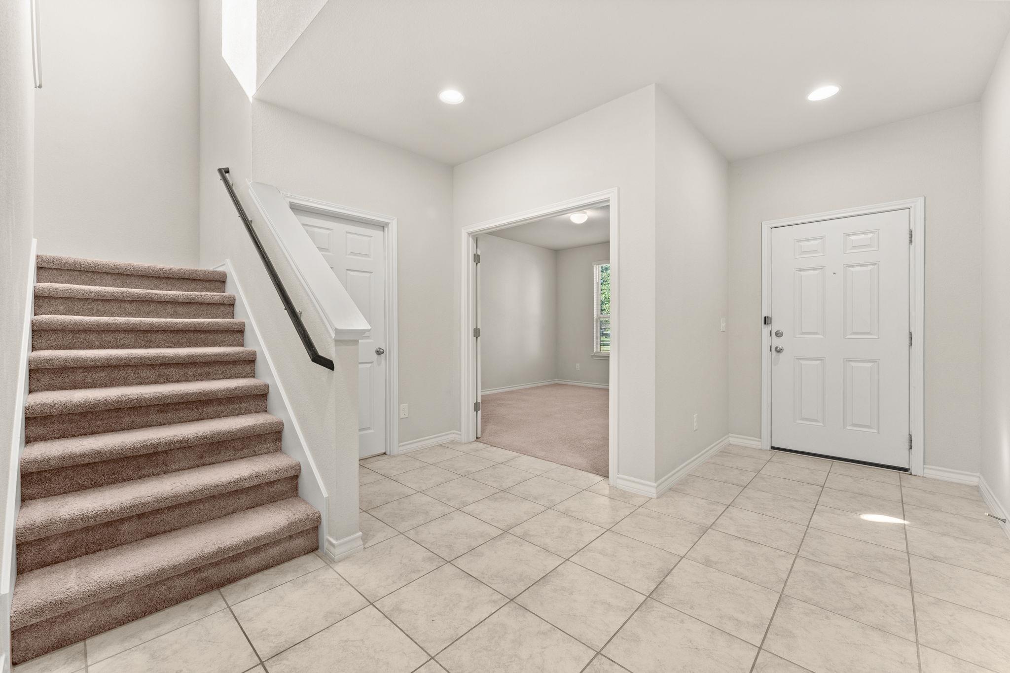740 Aliso TRL — photo 3
