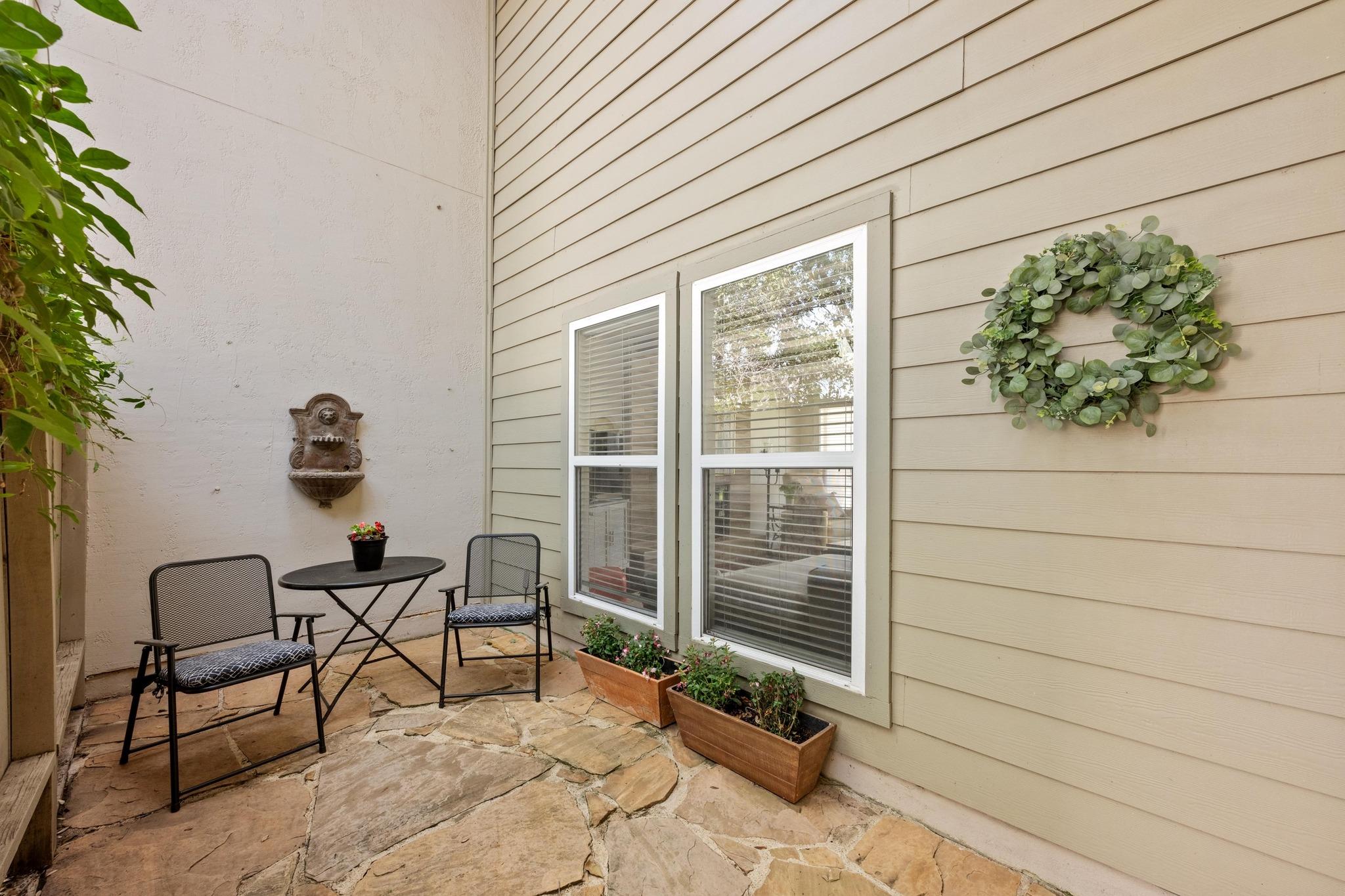 100 Lido CIR #B2 — photo 3