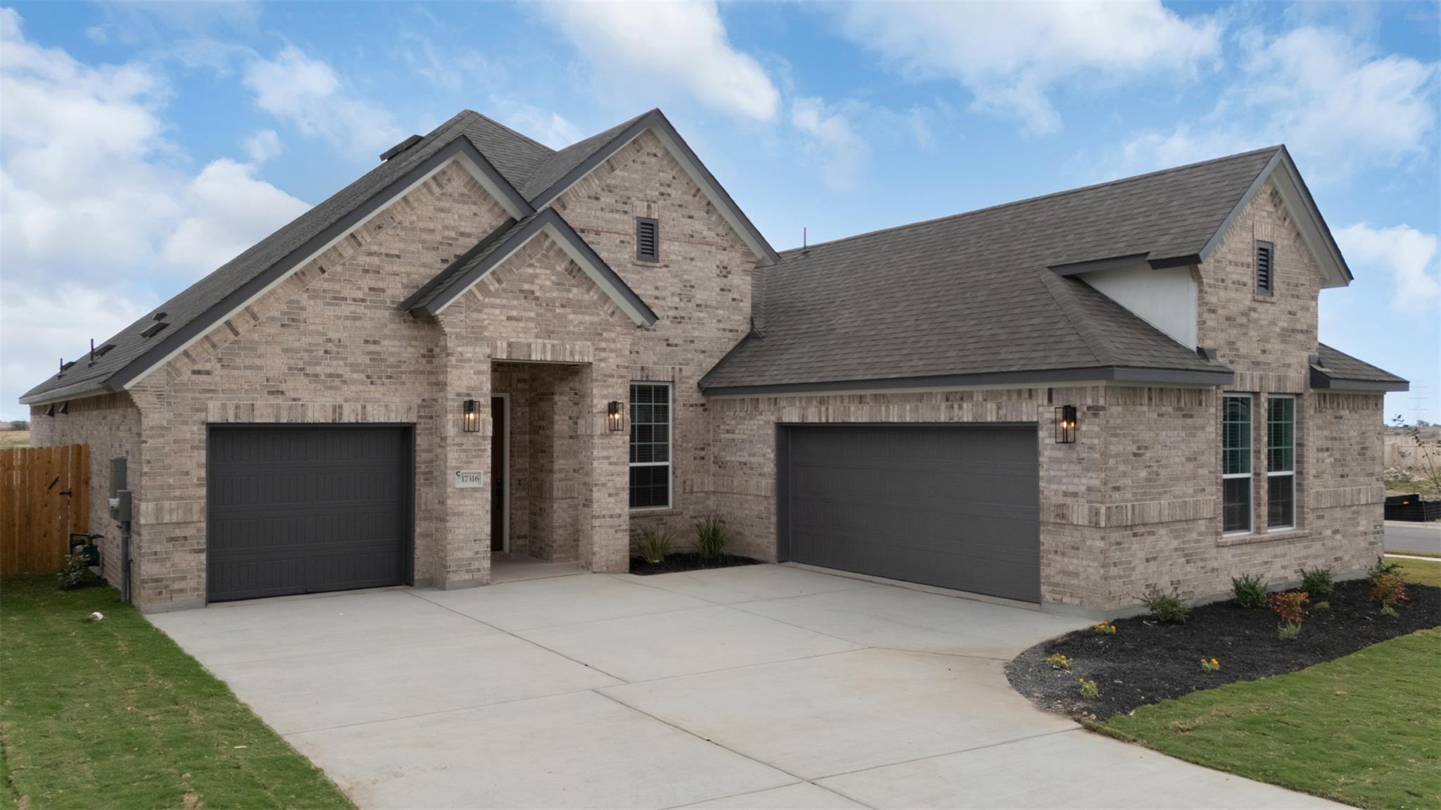 1612 Willow Bean DR