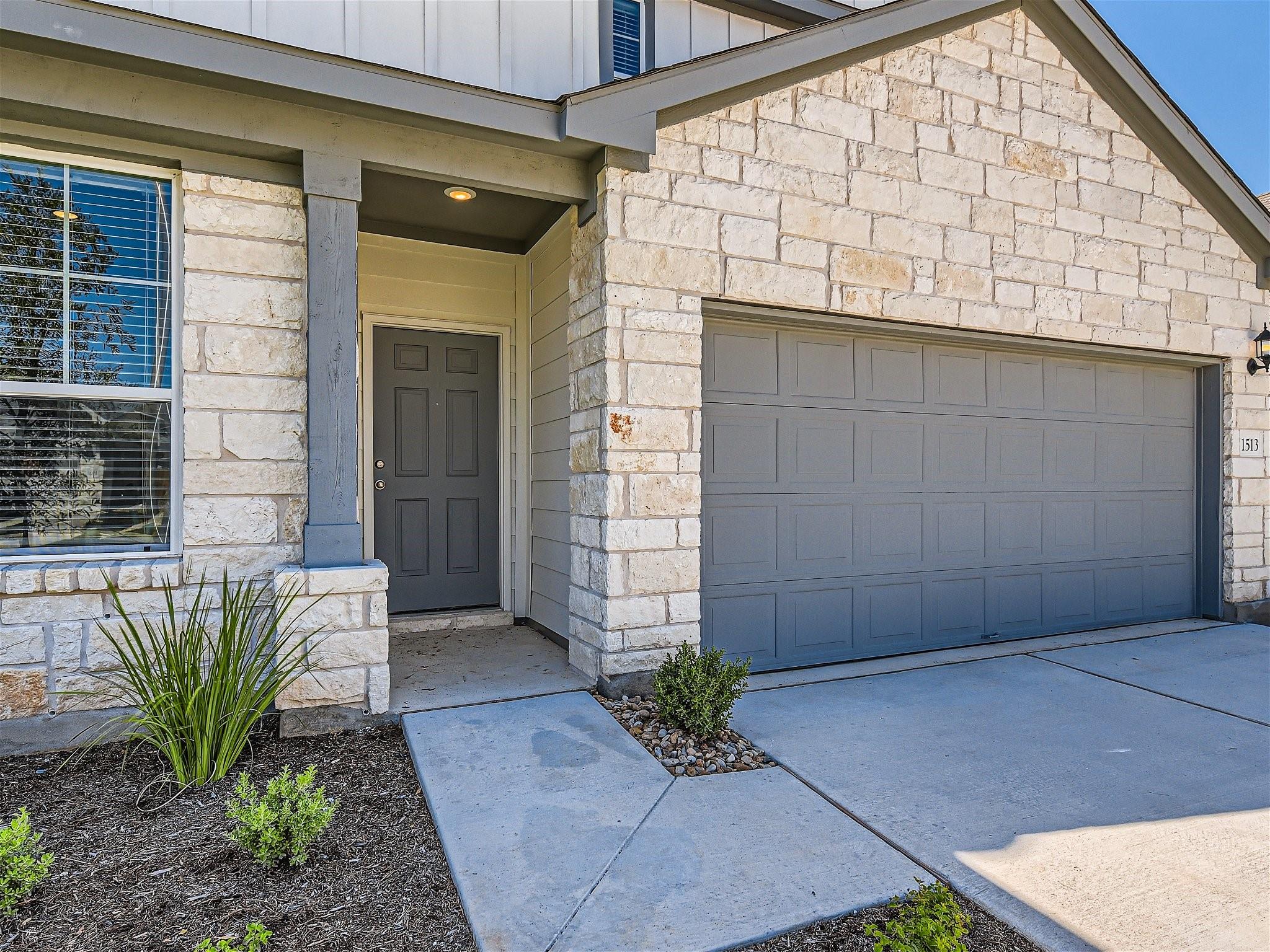 1513 Hope Ranch RD — photo 3