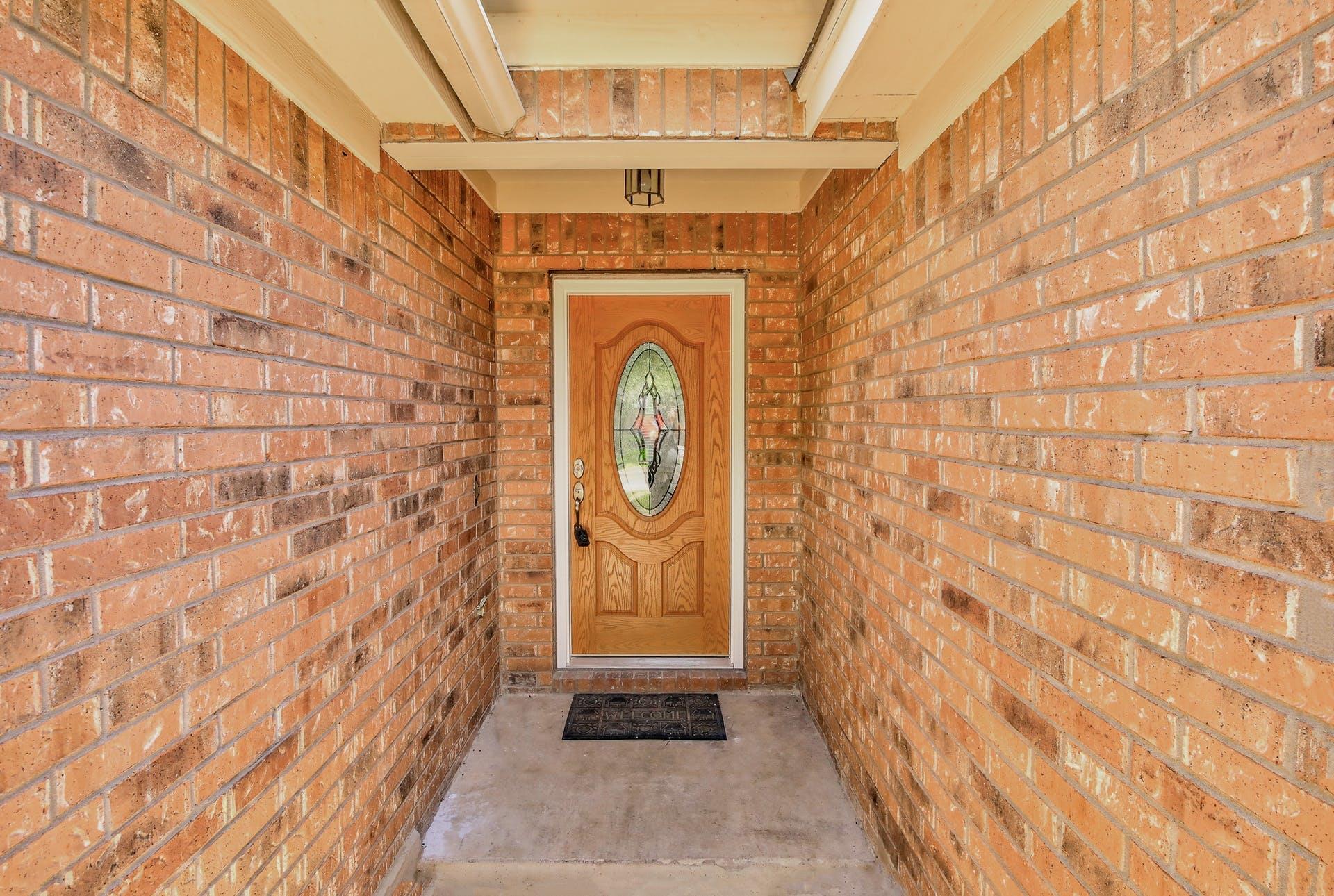 1806 Oakmont LN — photo 3