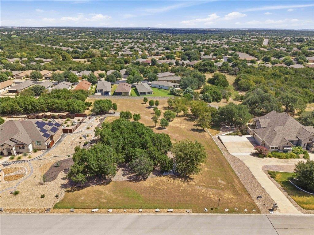 232 Standing Oak DR — photo 4