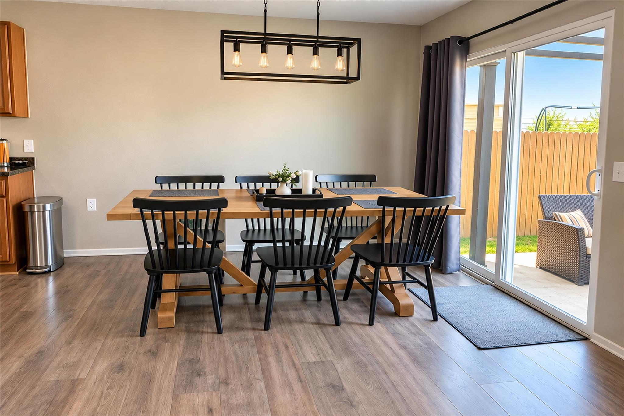 10924 Roderick Lawson LN — photo 3