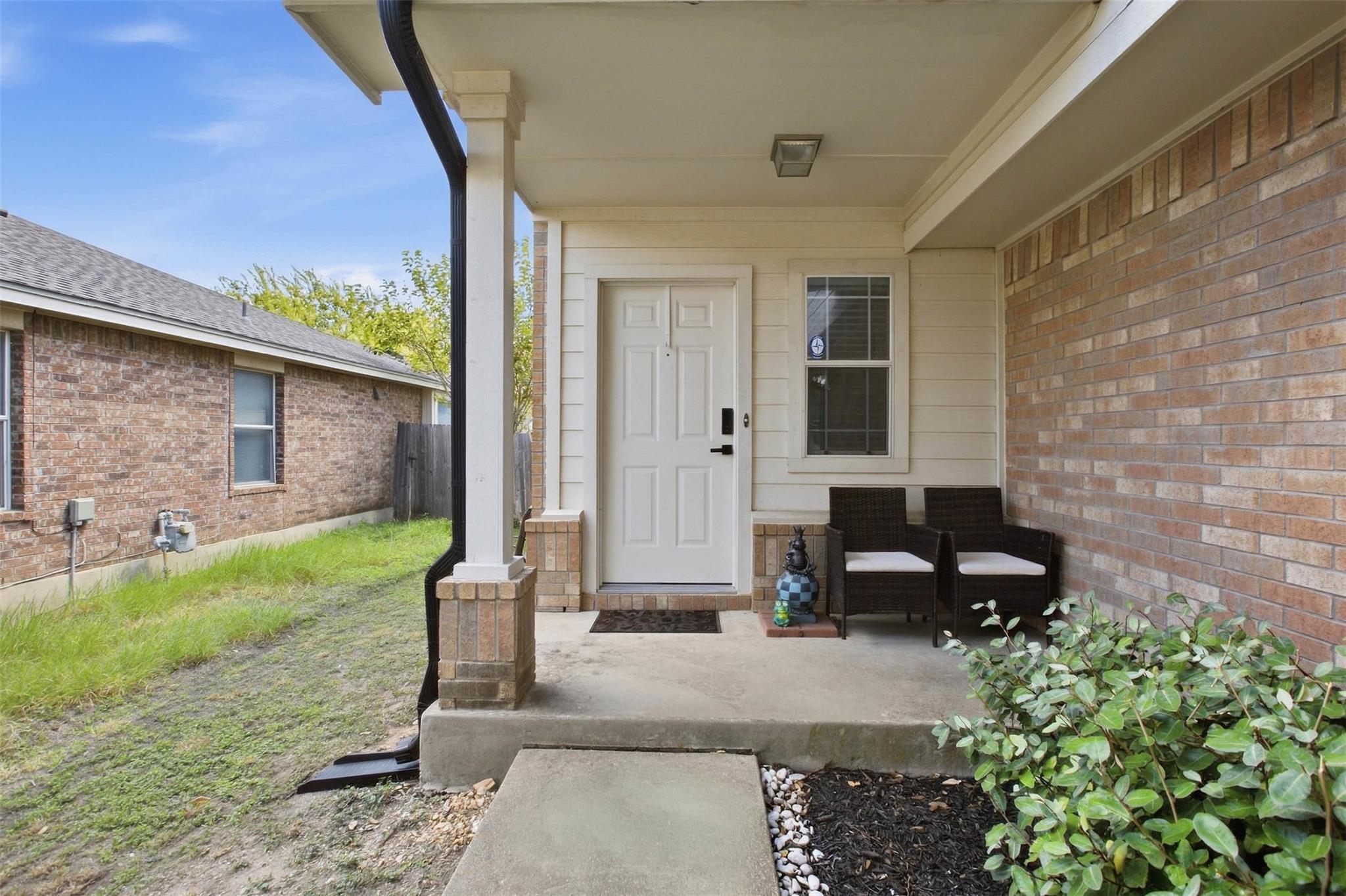 912 Sweet Leaf LN — photo 3