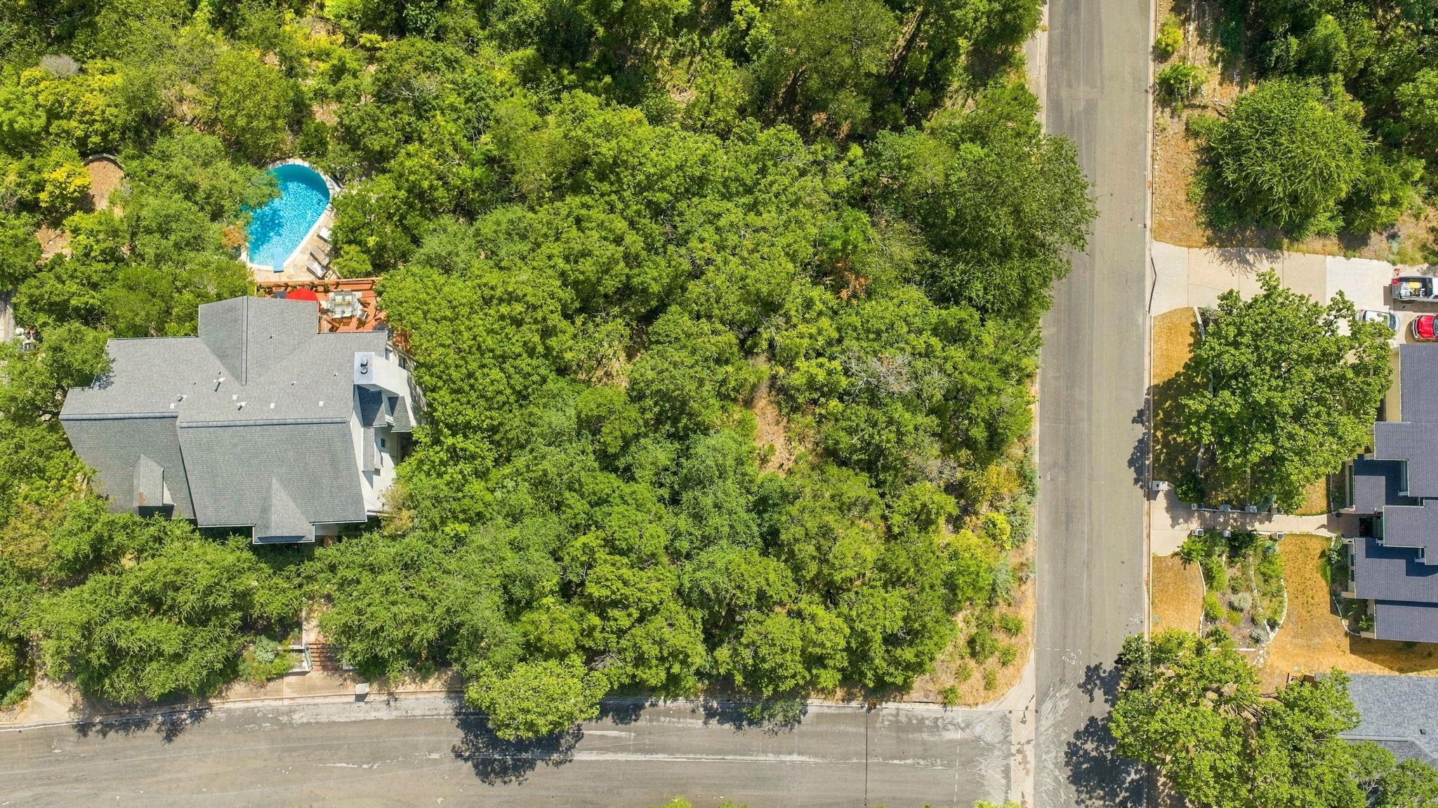6401 Dry Cliff CV — photo 5