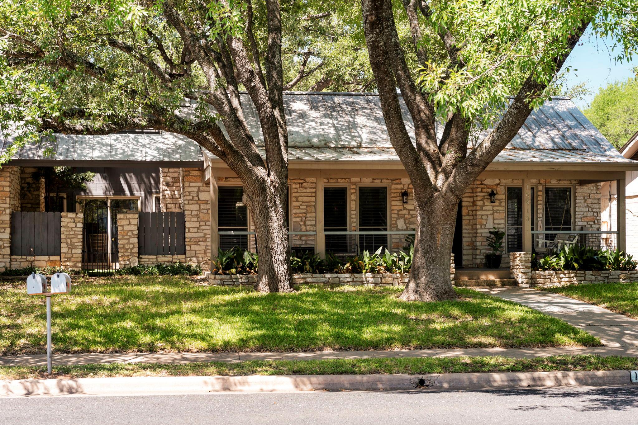 10810 Pinehurst DR #1 — photo 3