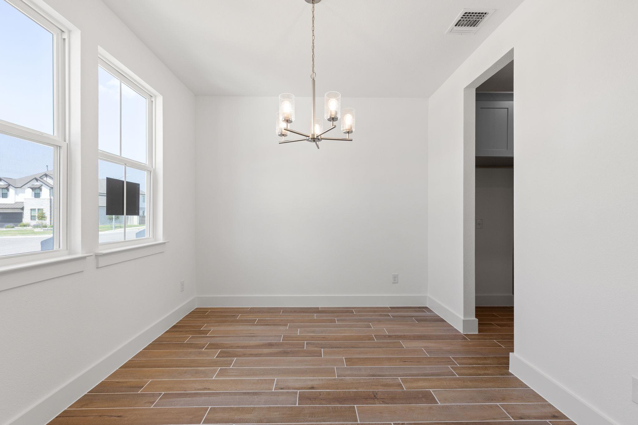 19133 Ariel Elena WAY — photo 4