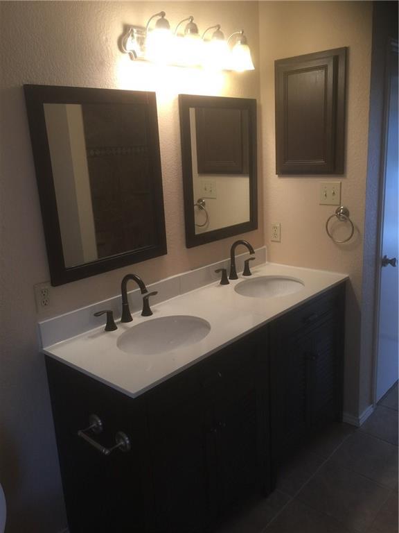 2205 Wisteria WAY — photo 4