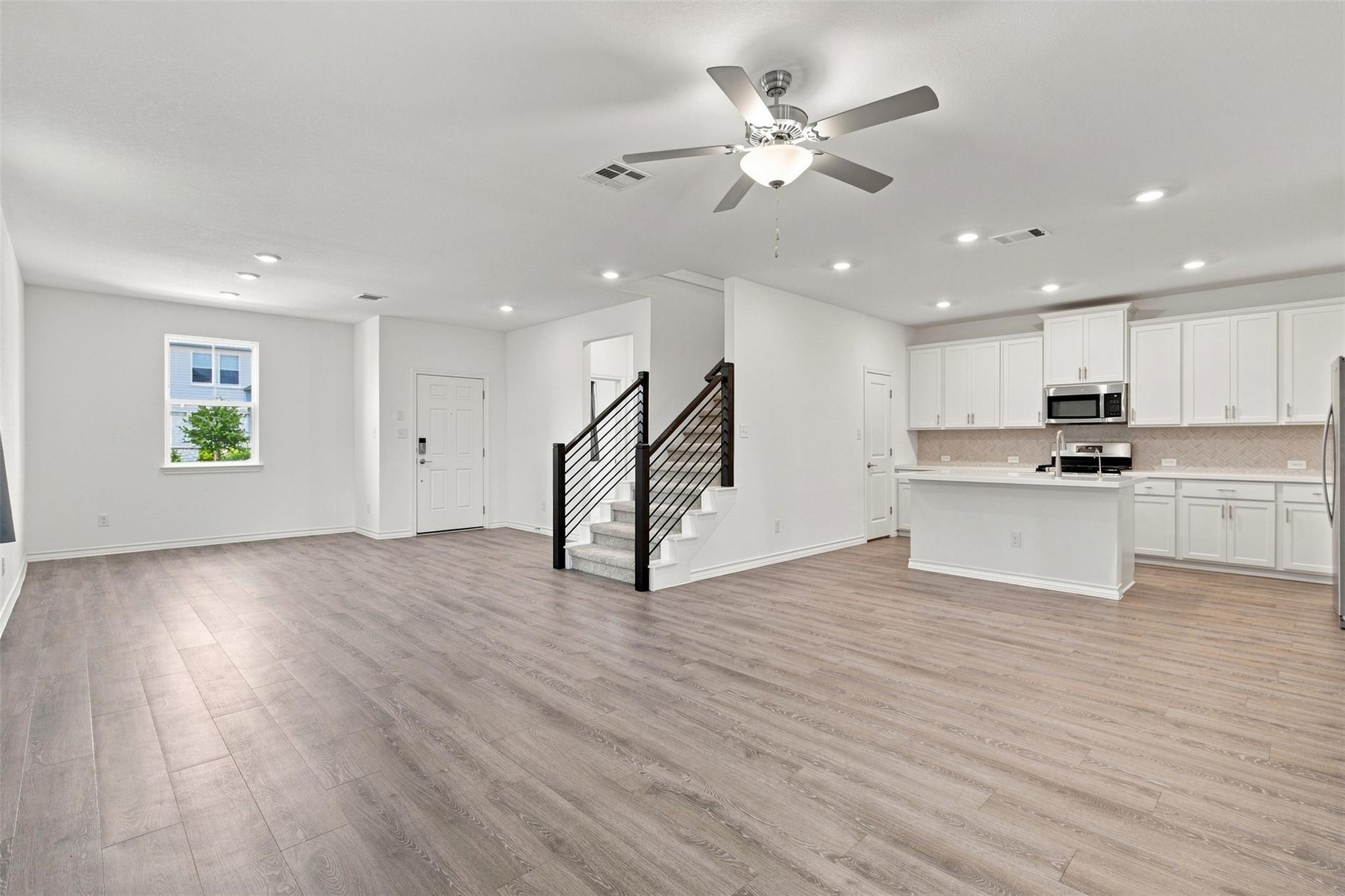 102 Gracie WAY — photo 5