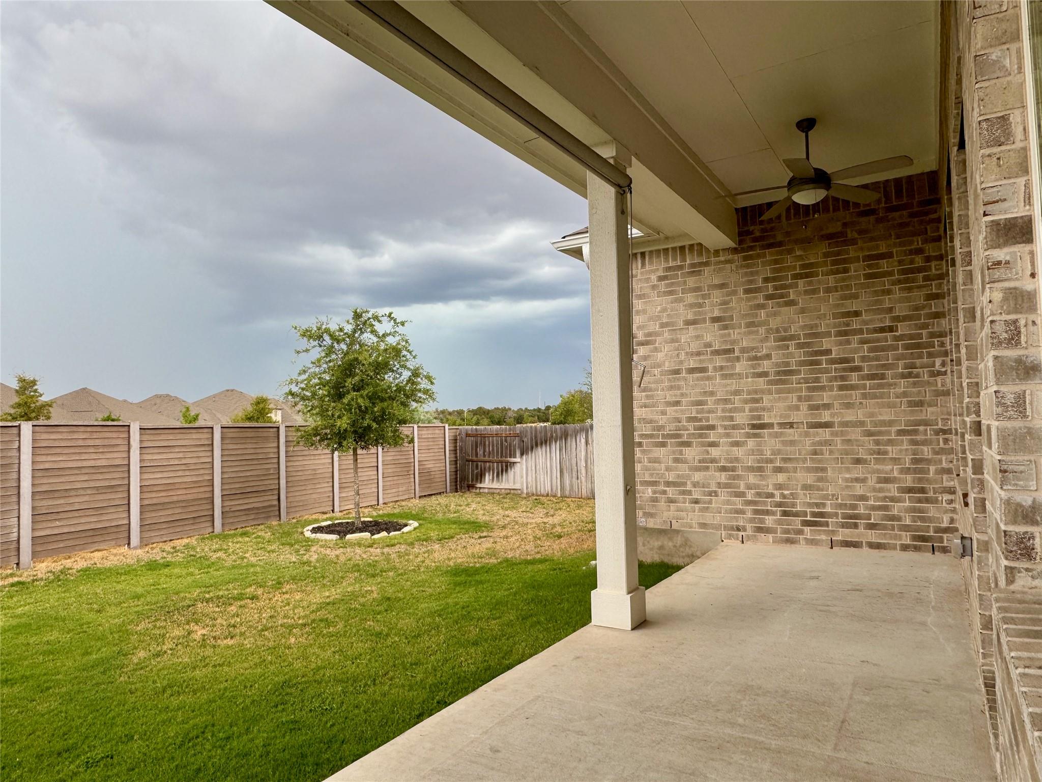 509 Three Feathers CT — photo 3