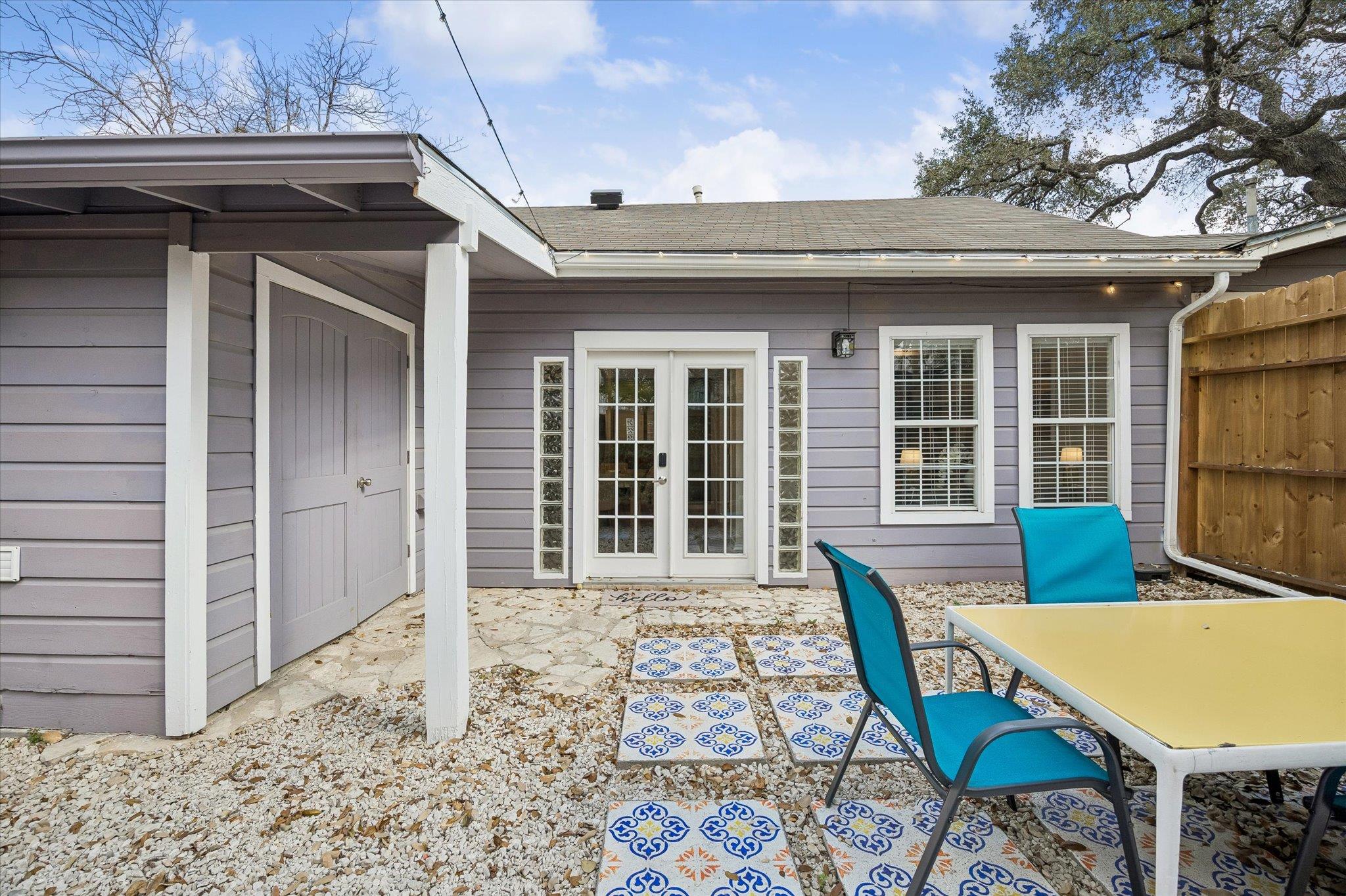 211 Lessin LN #B — photo 4
