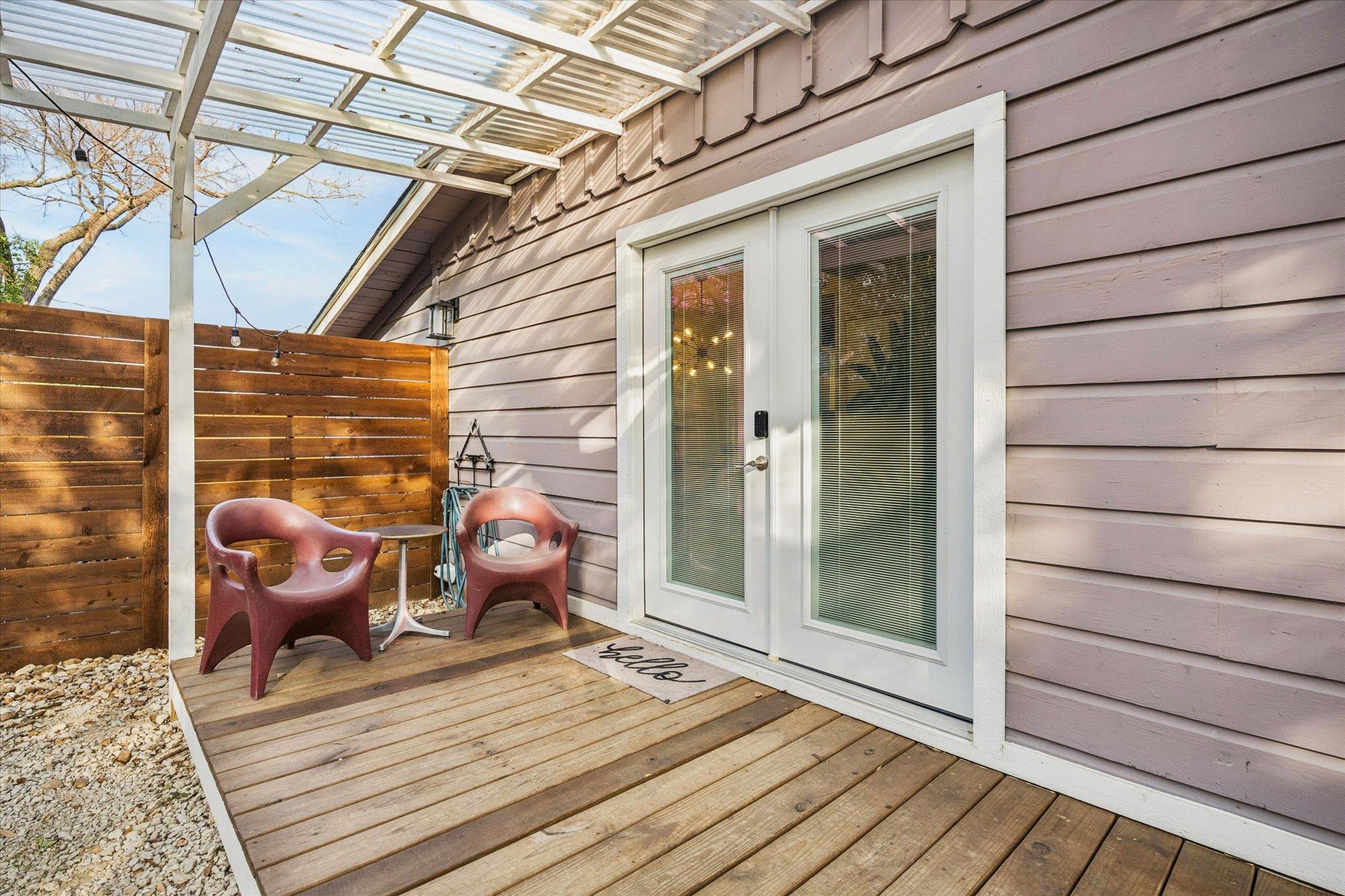 211 Lessin LN #C — photo 4