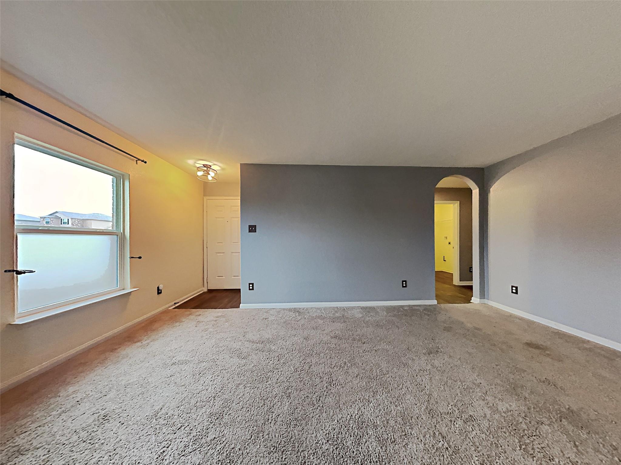 1404 Breanna LN — photo 4