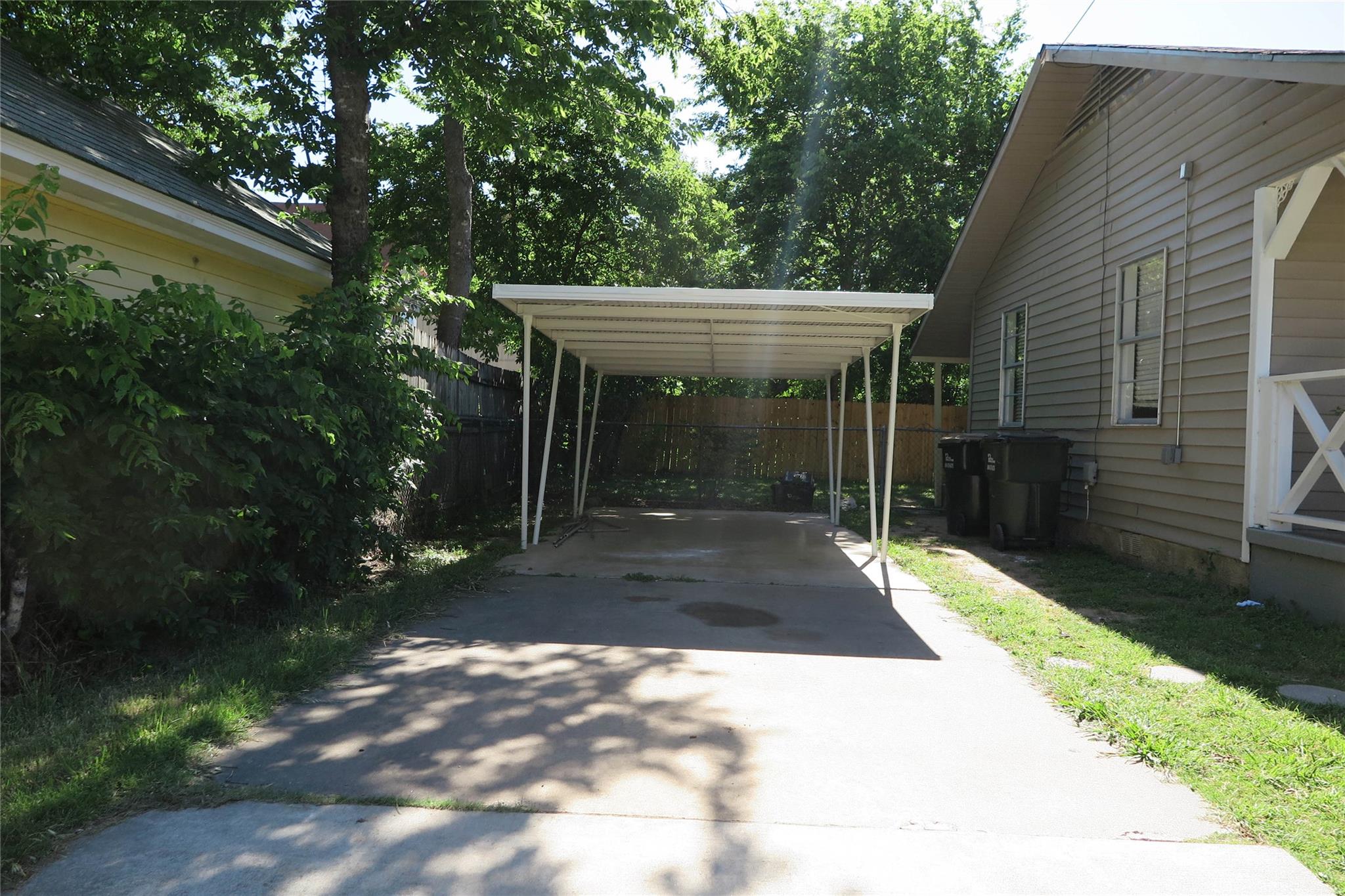 1205 Forest ST — photo 3