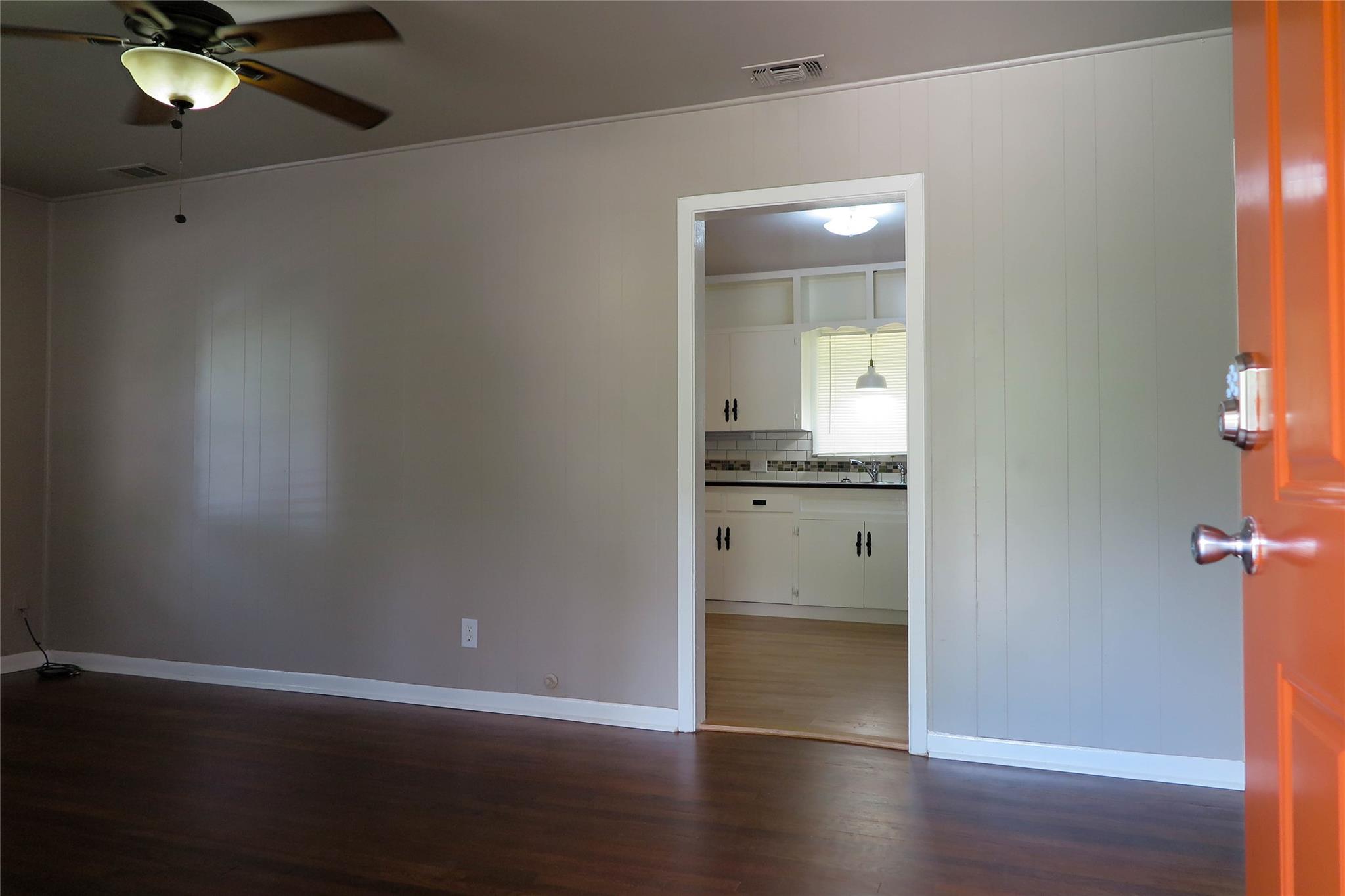 1205 Forest ST — photo 4