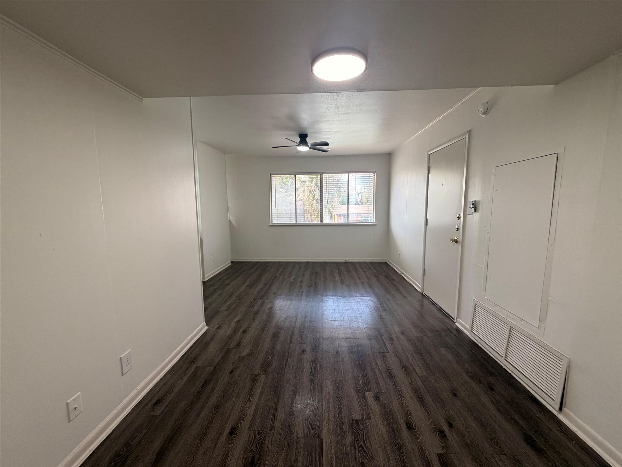 3304 Red River ST #204 — photo 5