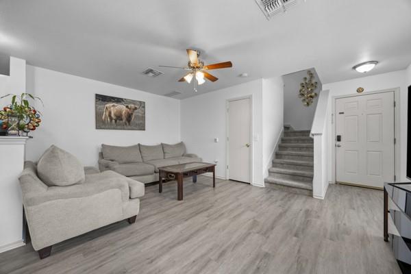 8710 Davis Oaks TRL — photo 4