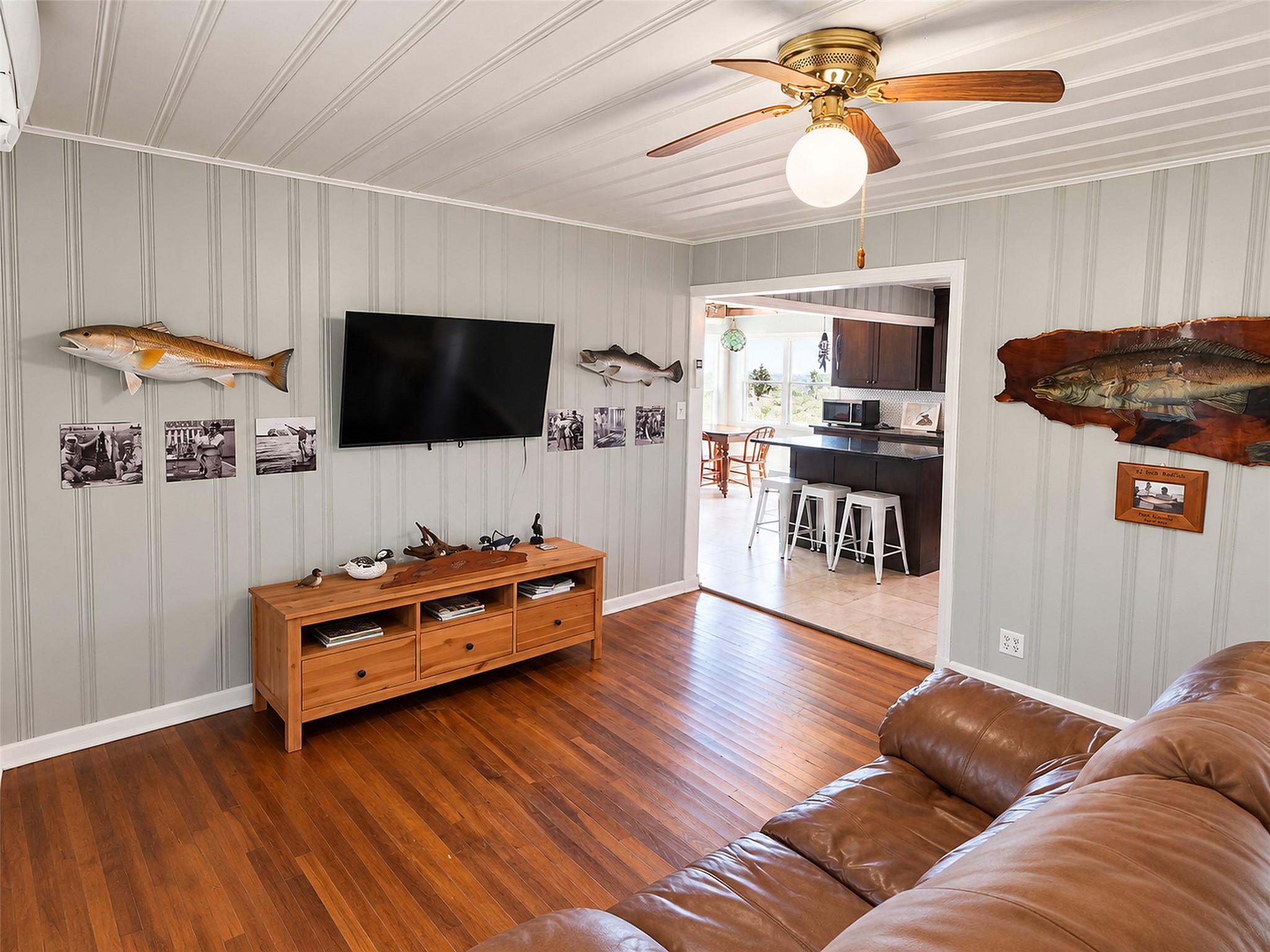 1322 Omohundro ST — photo 3