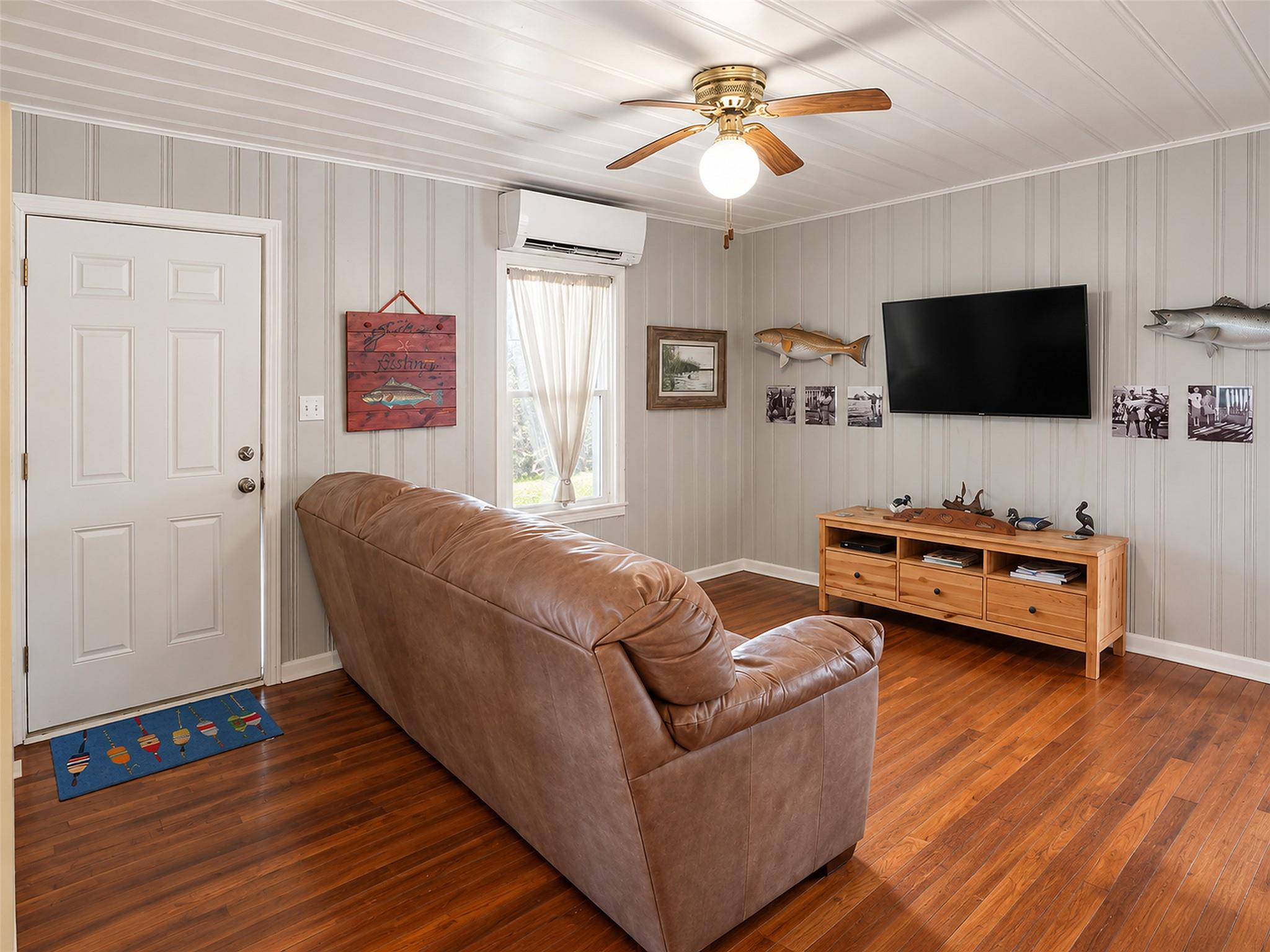 1322 Omohundro ST — photo 4