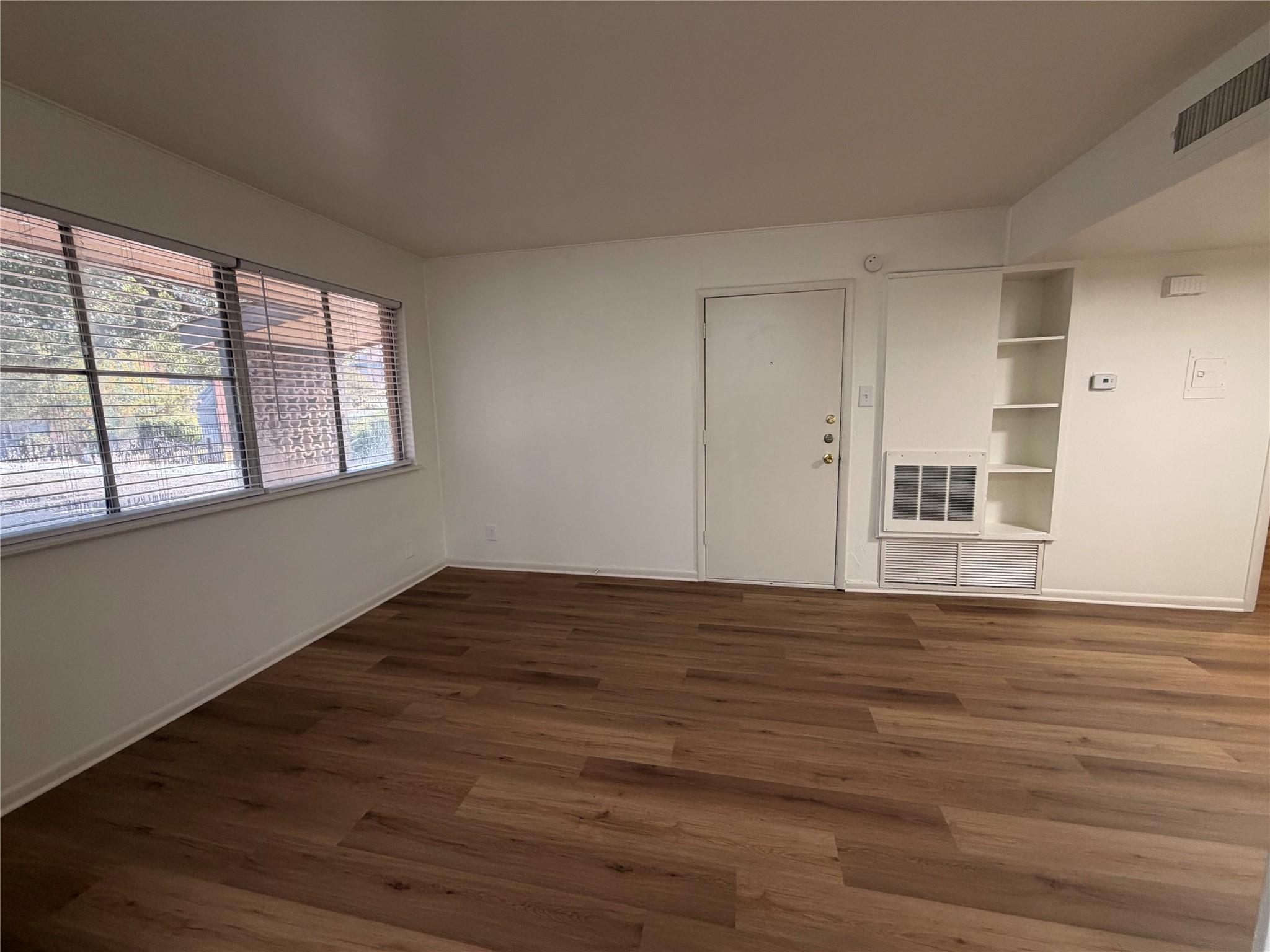 3304 Red River ST #208 — photo 4