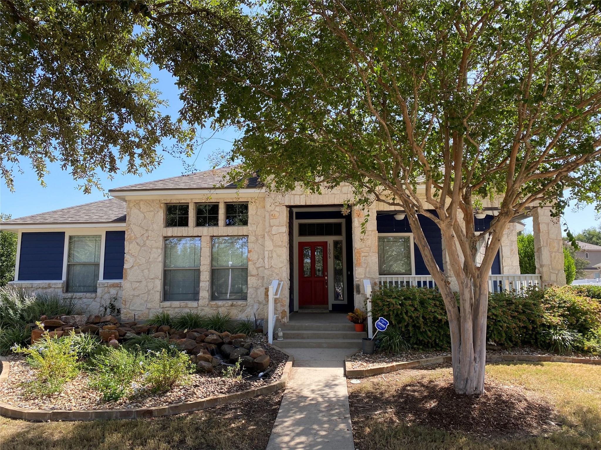 1606 DISCOVERY BLVD