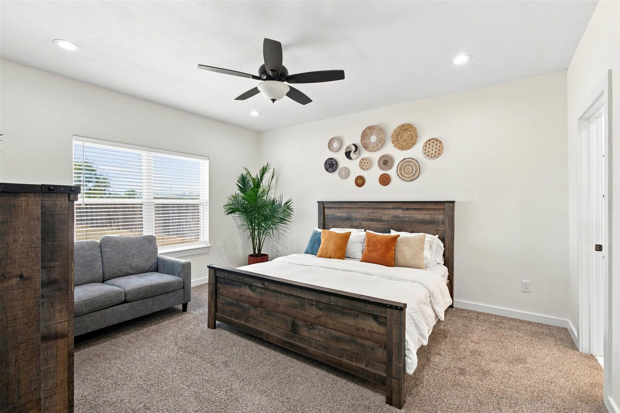 123 Escondido DR — photo 3
