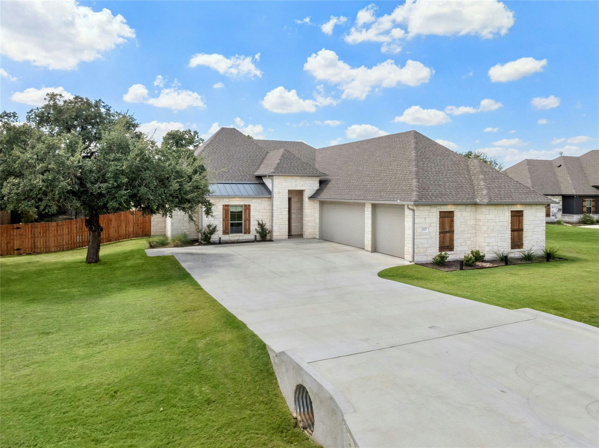 11175 Golden Eagle Ave — photo 4
