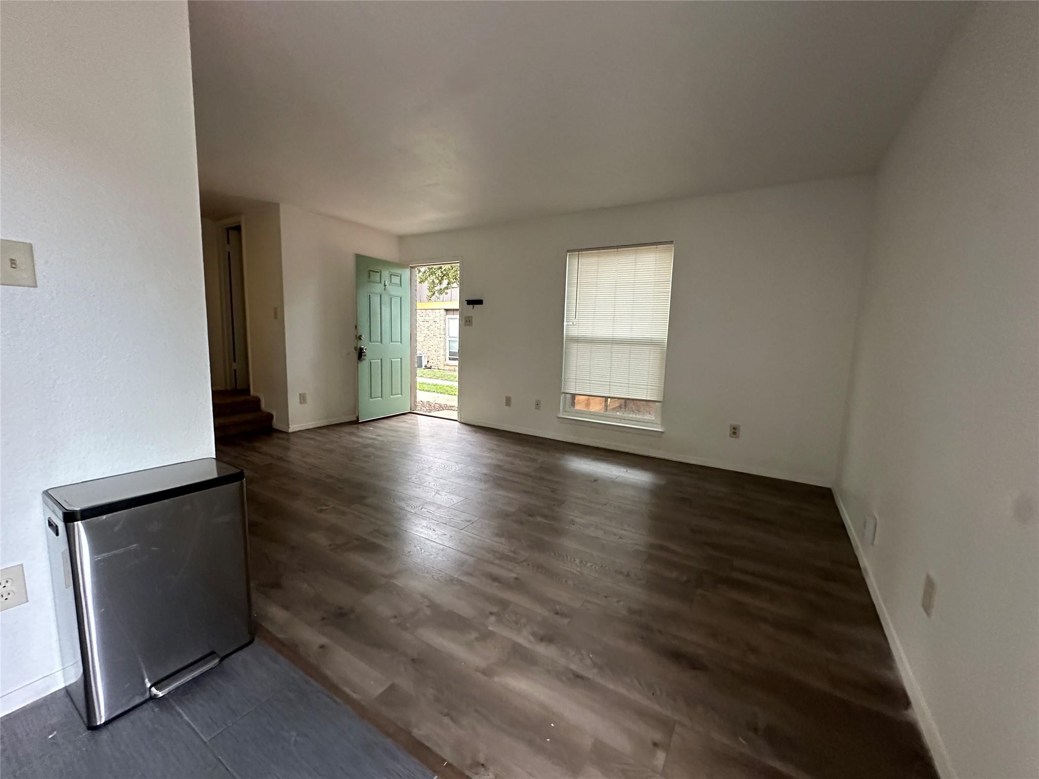 6003 Cougar DR #D — photo 4