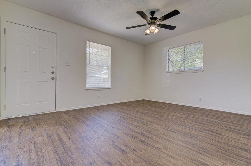 5006 Brighton RD #B — photo 4