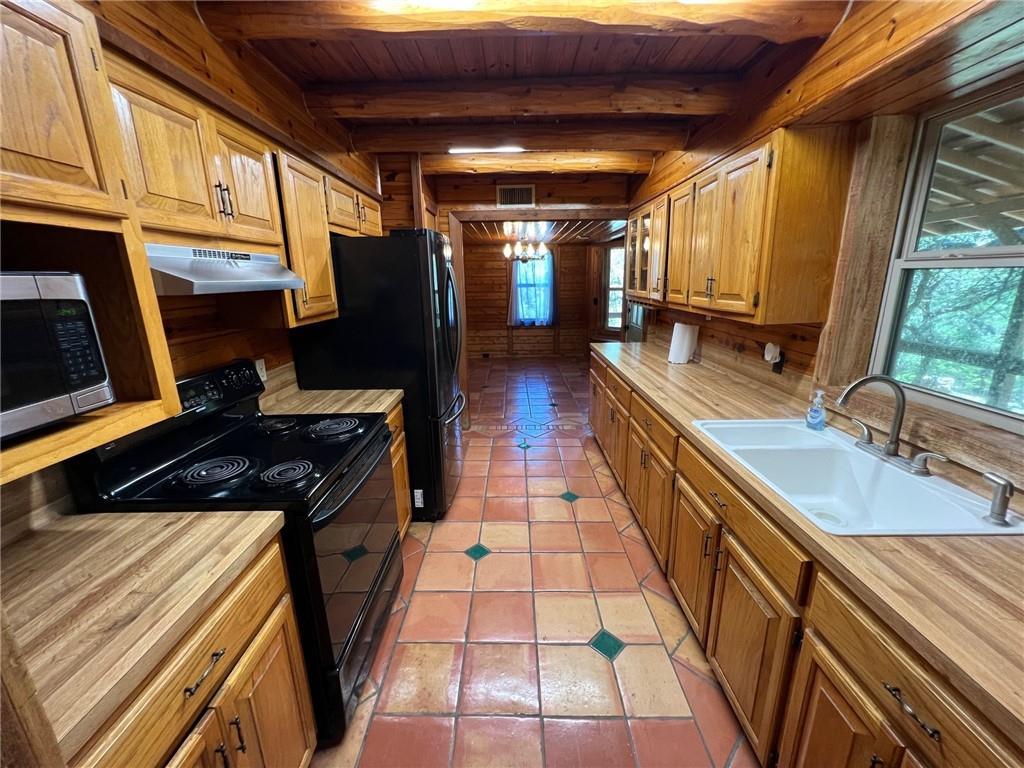 1215 Agarita DR — photo 5