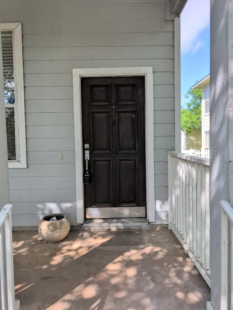5982 Fergus DR — photo 4