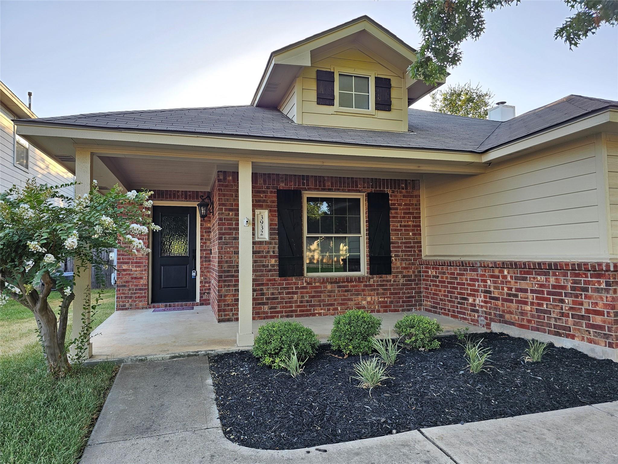 3932 Haleys WAY — photo 3